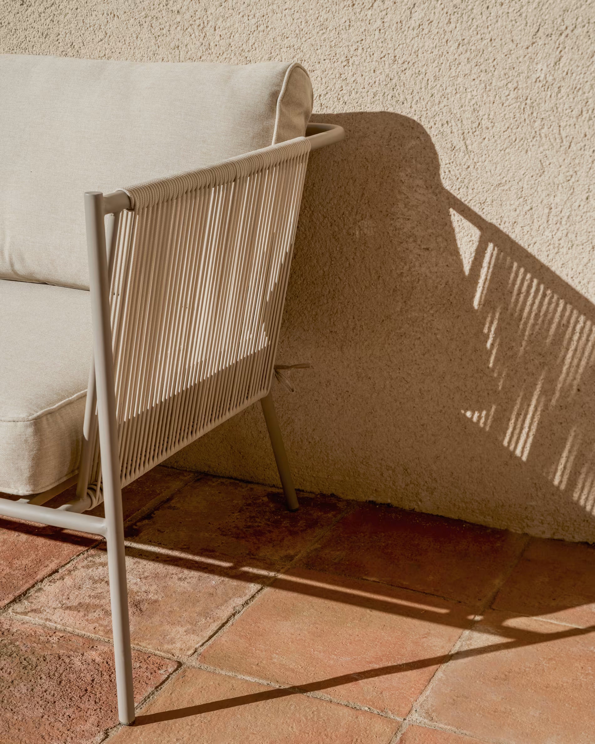 ZIVIA Outdoor Armchair in Taupe Rope with Steel Base