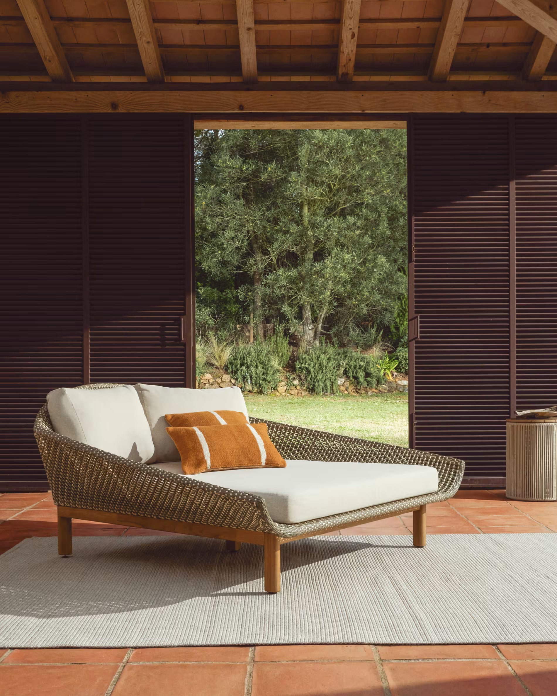 ARDELIA Ecru Outdoor Rug