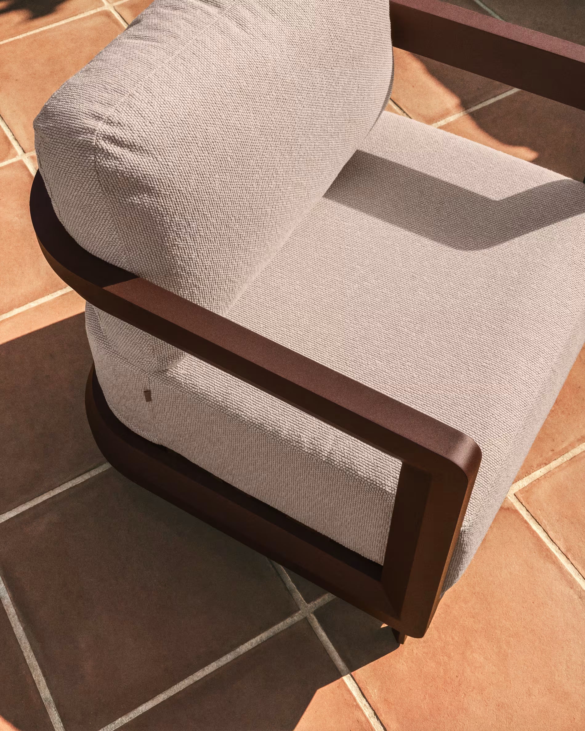 Gartenstuhl NERANO in Beige mit braunem Gestell