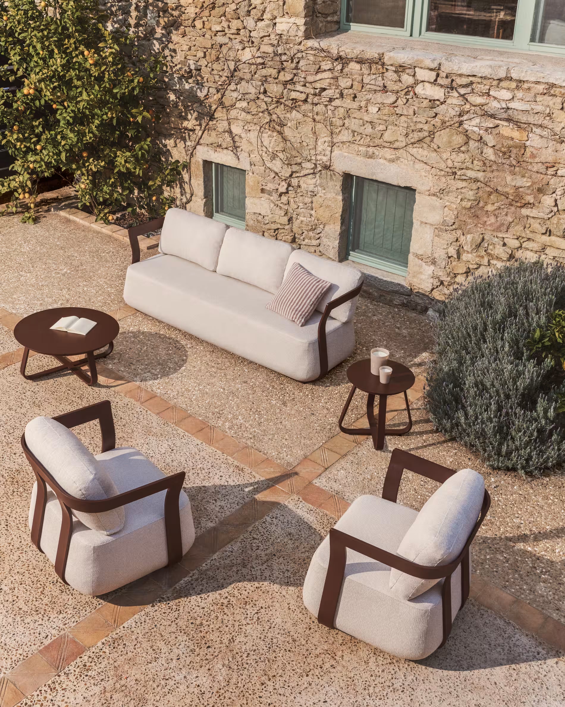 TAMARIS Brown Outdoor Coffee Table