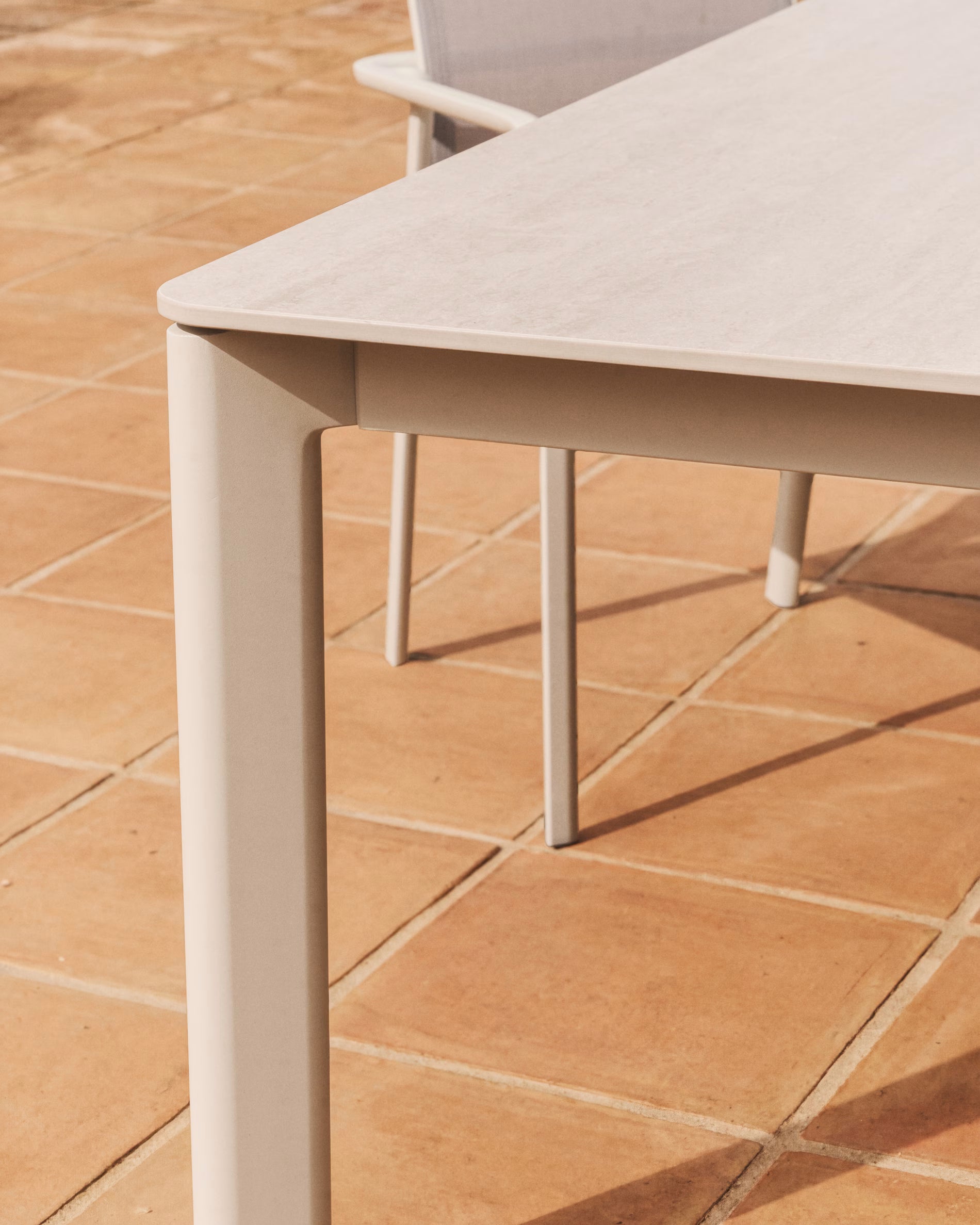 ANAFI Ecru Garden Table