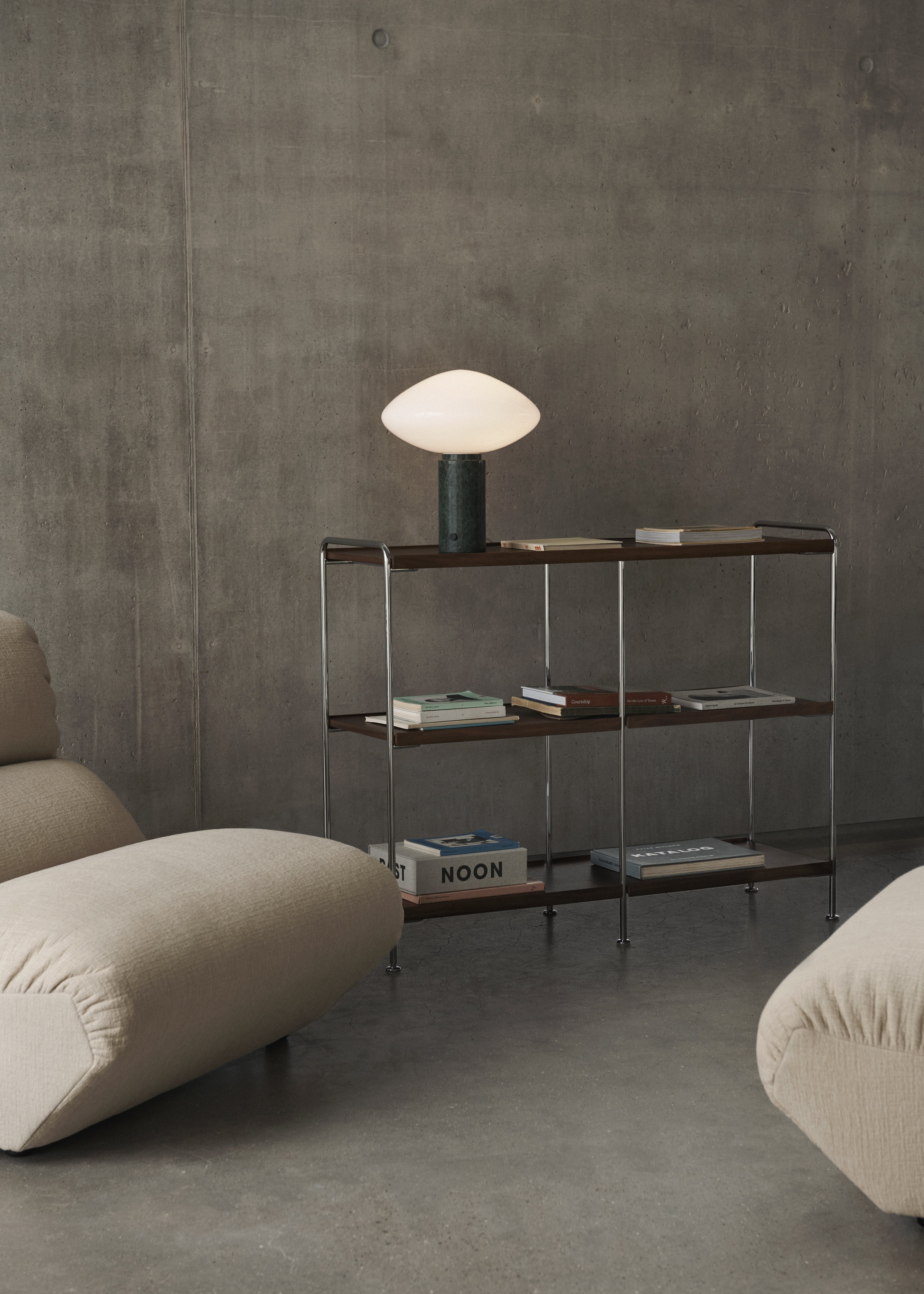 Tischlampe MIST AP17 mit gläsernem Schirm und grüner Marmorbasis