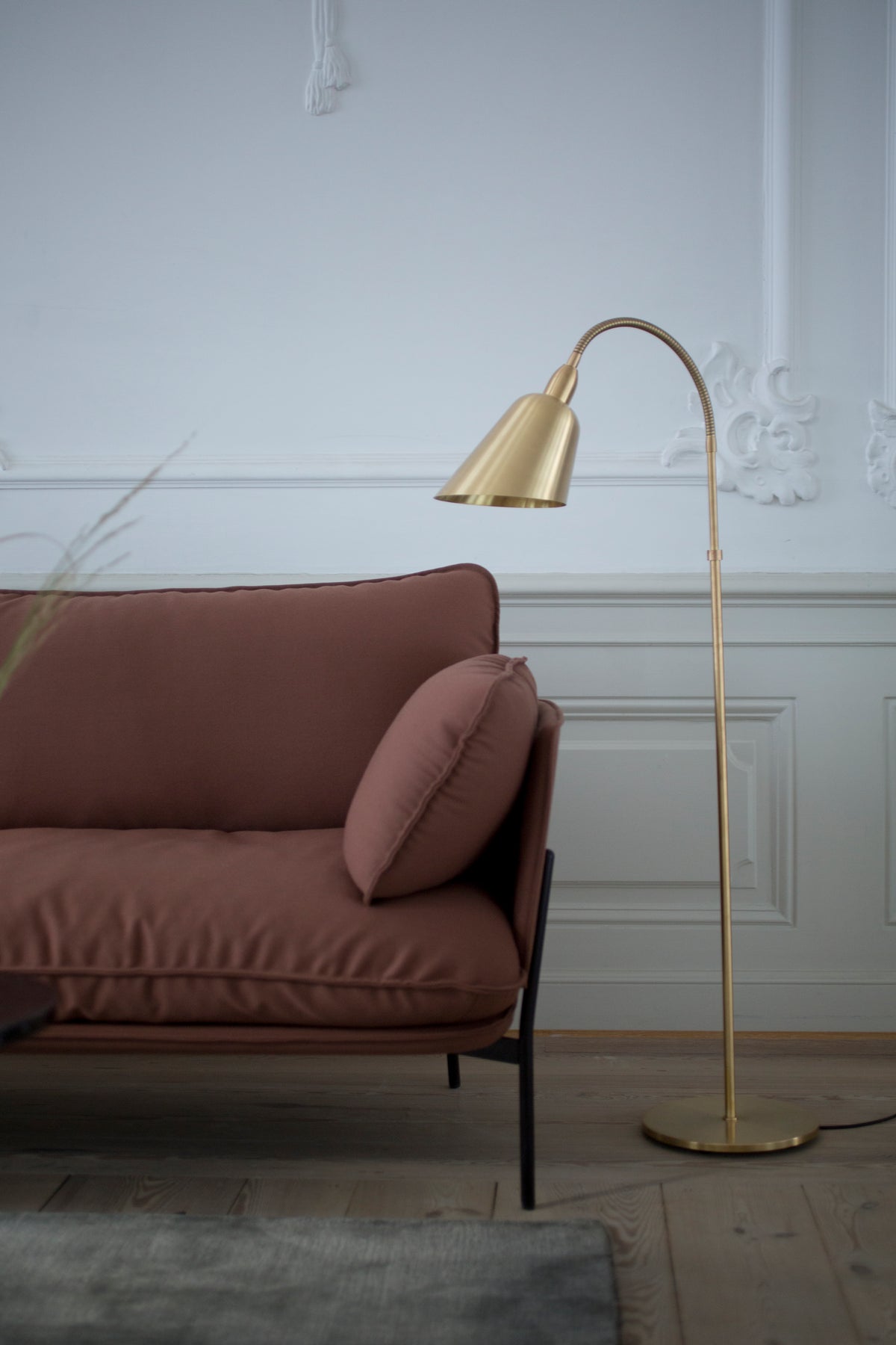 3-Sitzer Sofa CLOUD LN3.2 gepolstert mit schwarzem Gestell