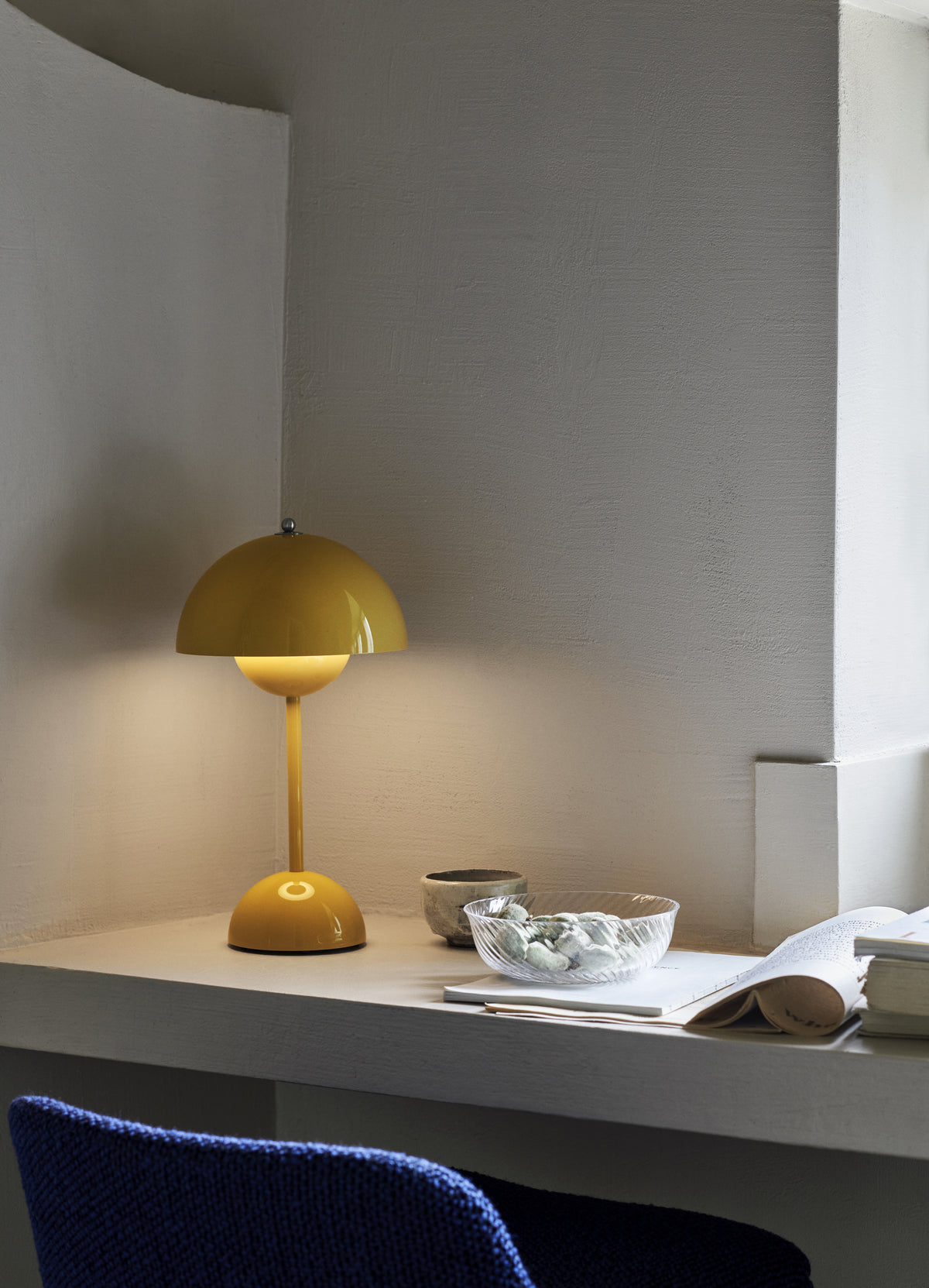 Tragbare Lampe FLOWERPOT VP9 in Senfgelb