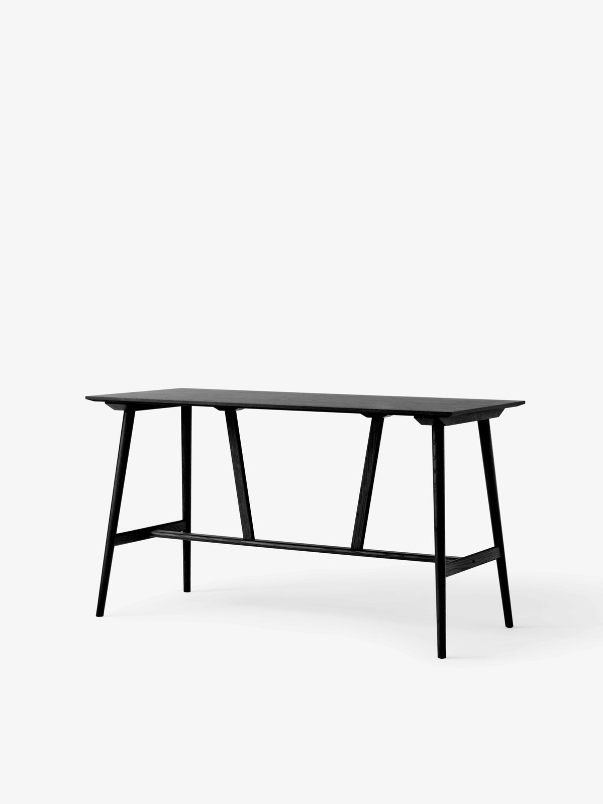 Barhocker IN BETWEEN schwarze lackierte Eiche