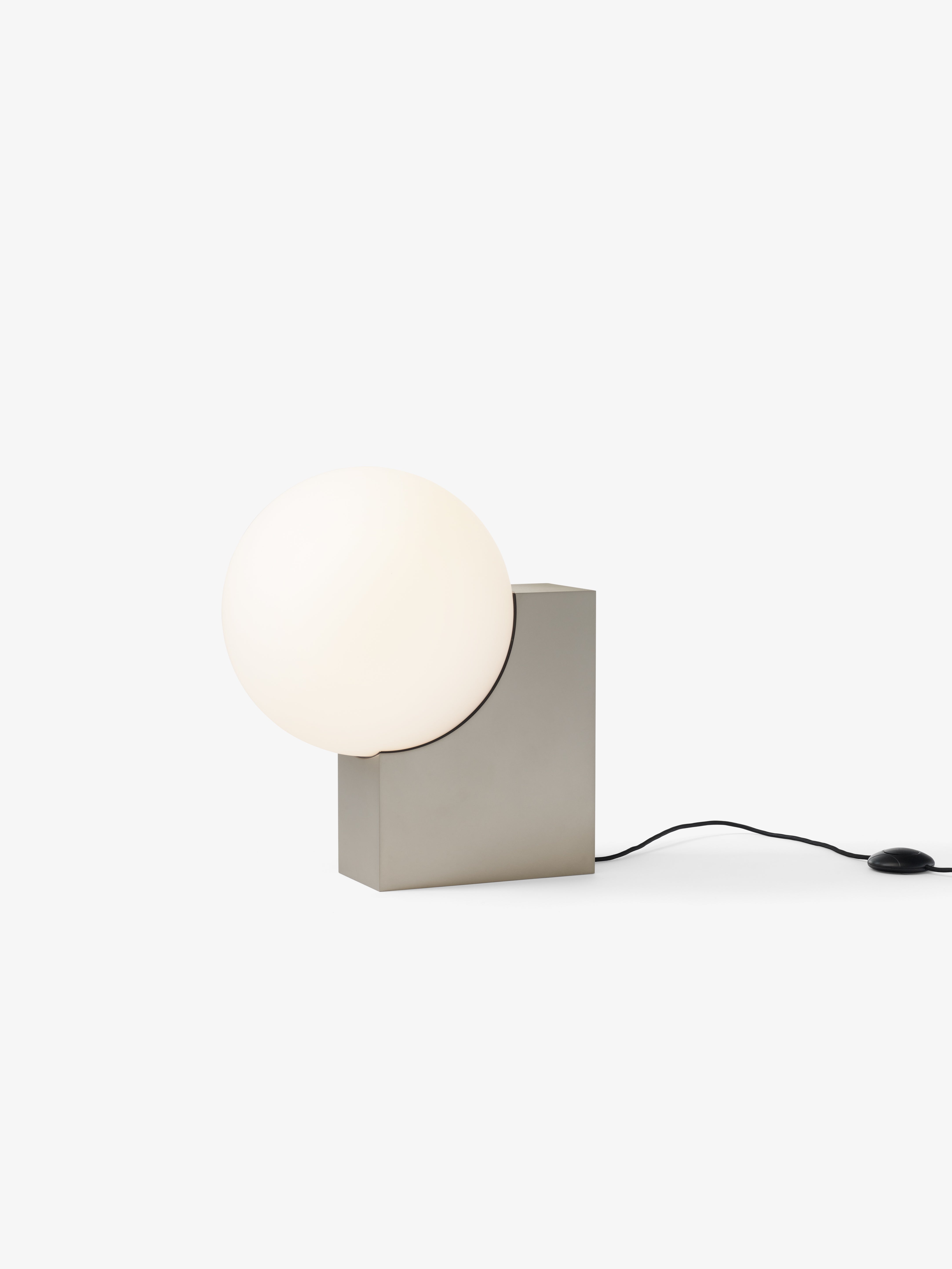 Stehlampe JOURNEY SH4 mit Glas-Schirm und gebürstetem Stahlfuß
