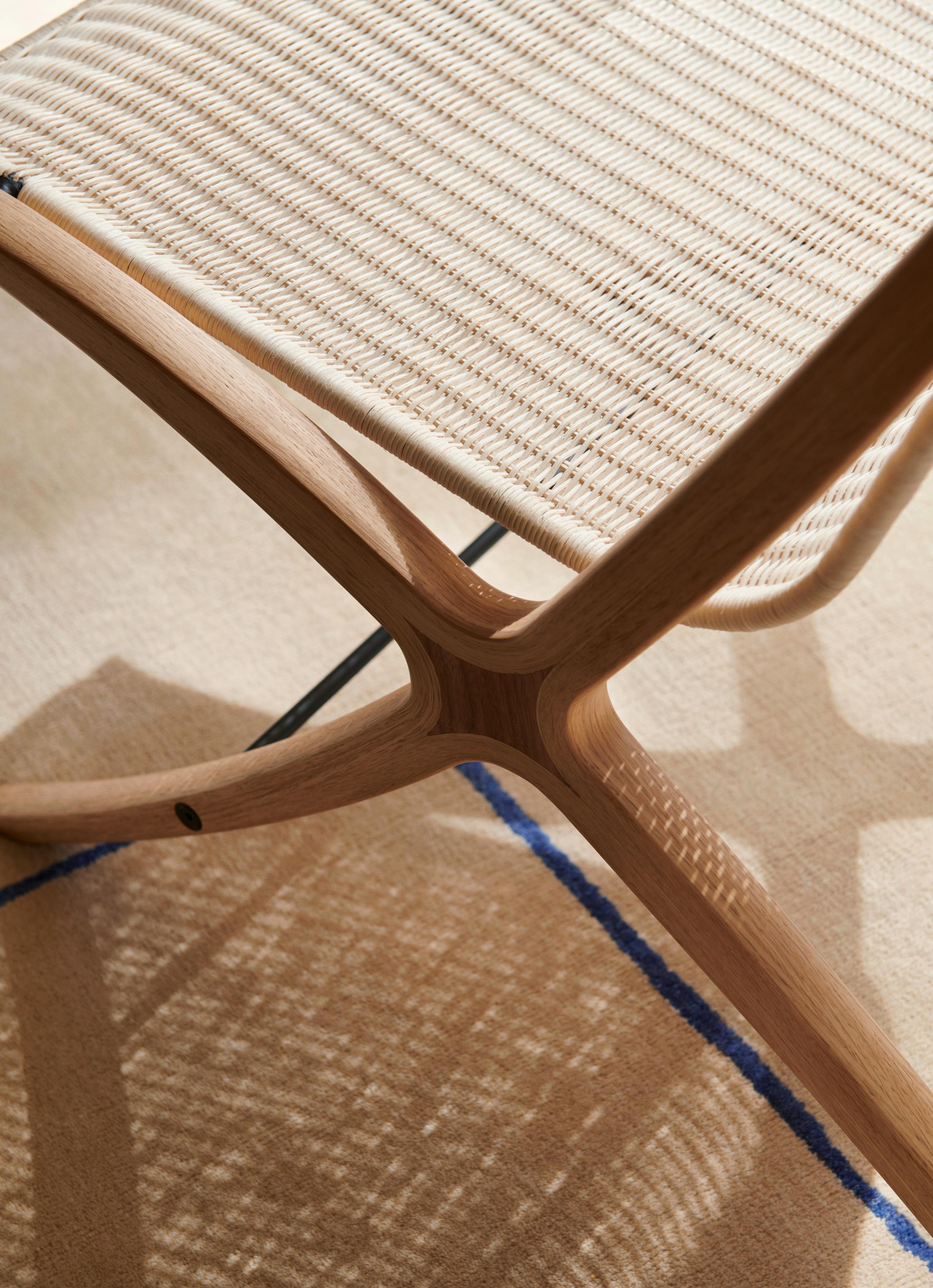 Sessel X HM10 mit Rattansitz und Holzgestell