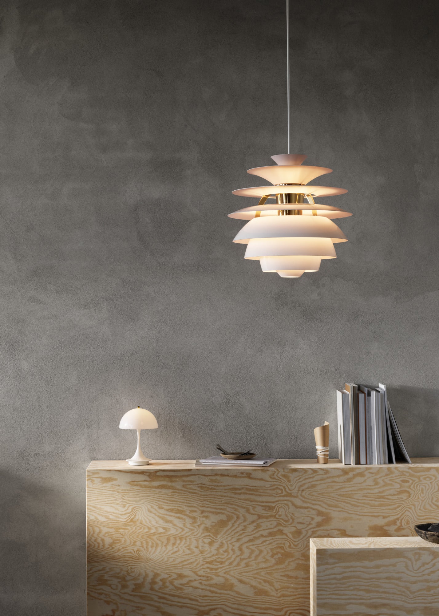 PH SNOWBALL pendant lamp in cream with brass finish
