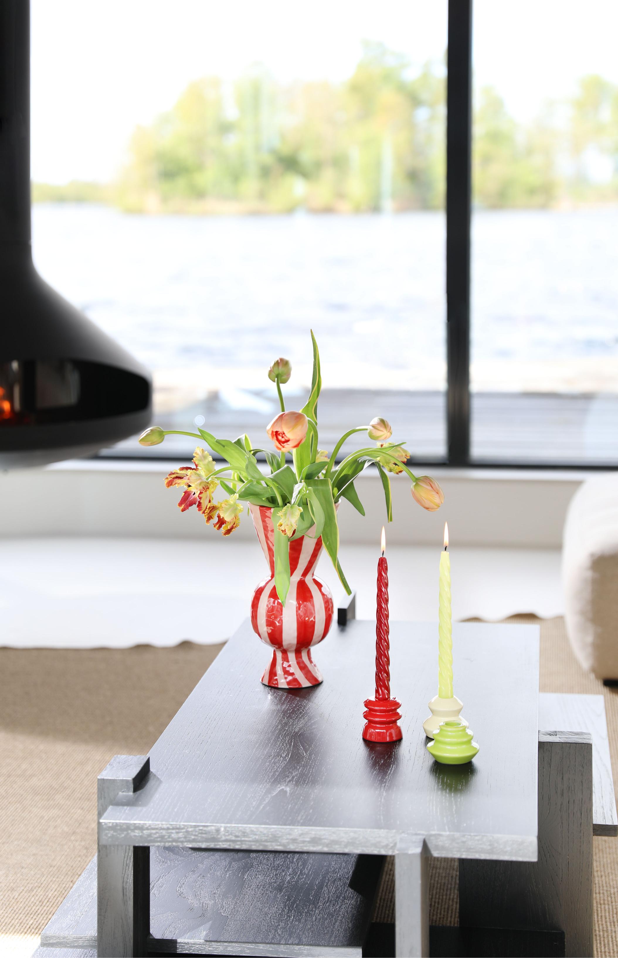 Set von Kerzen BRAVO REDS rosa mit burgunderrot und gelb
