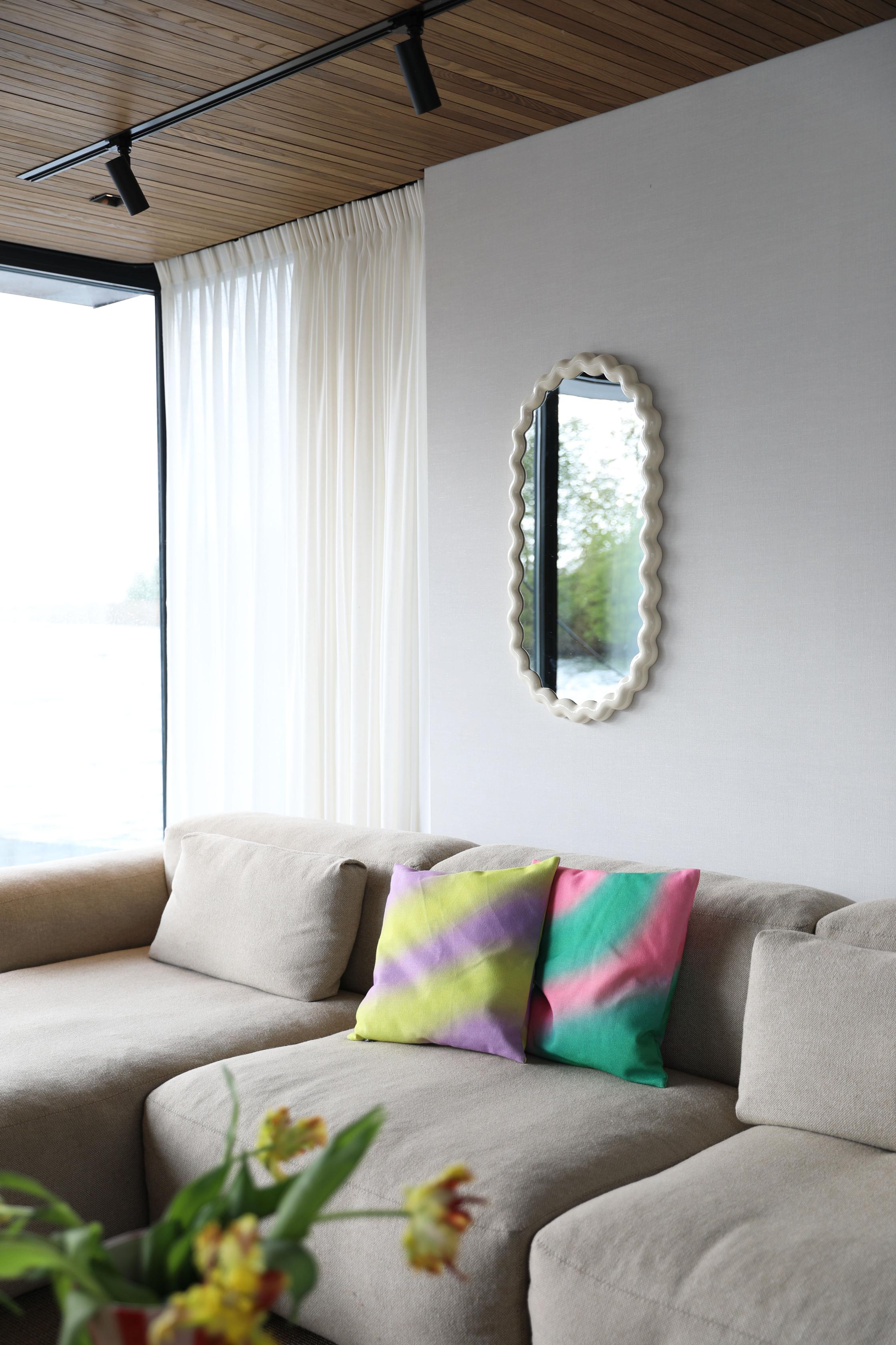 Zigzag Green Oval Mirror