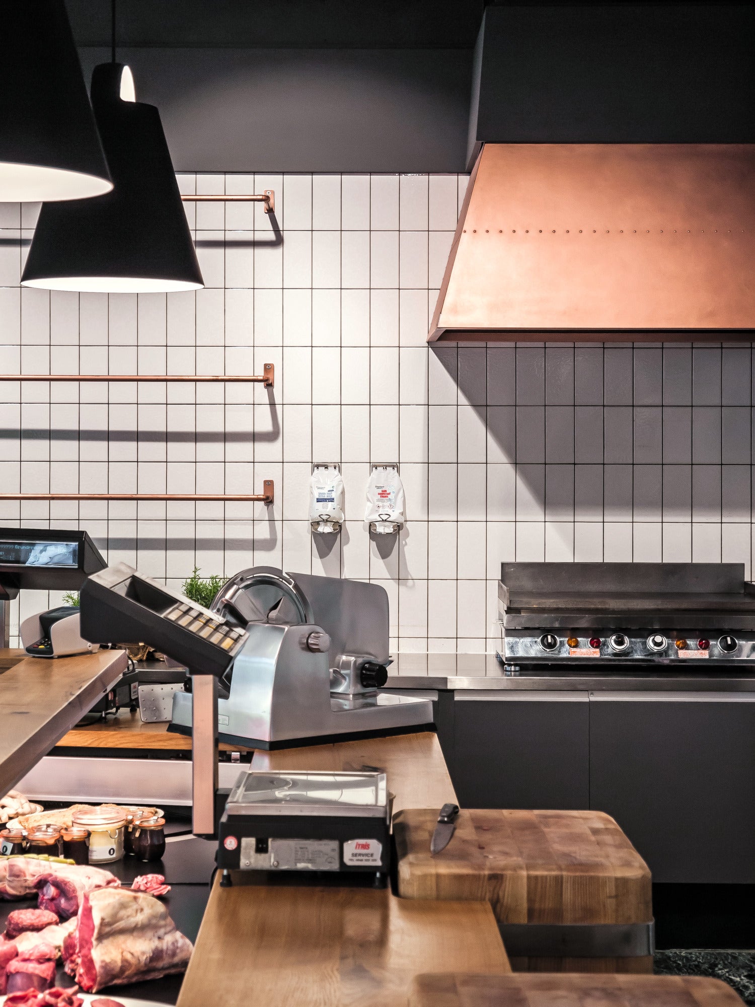 ABOVE black pendant lamp