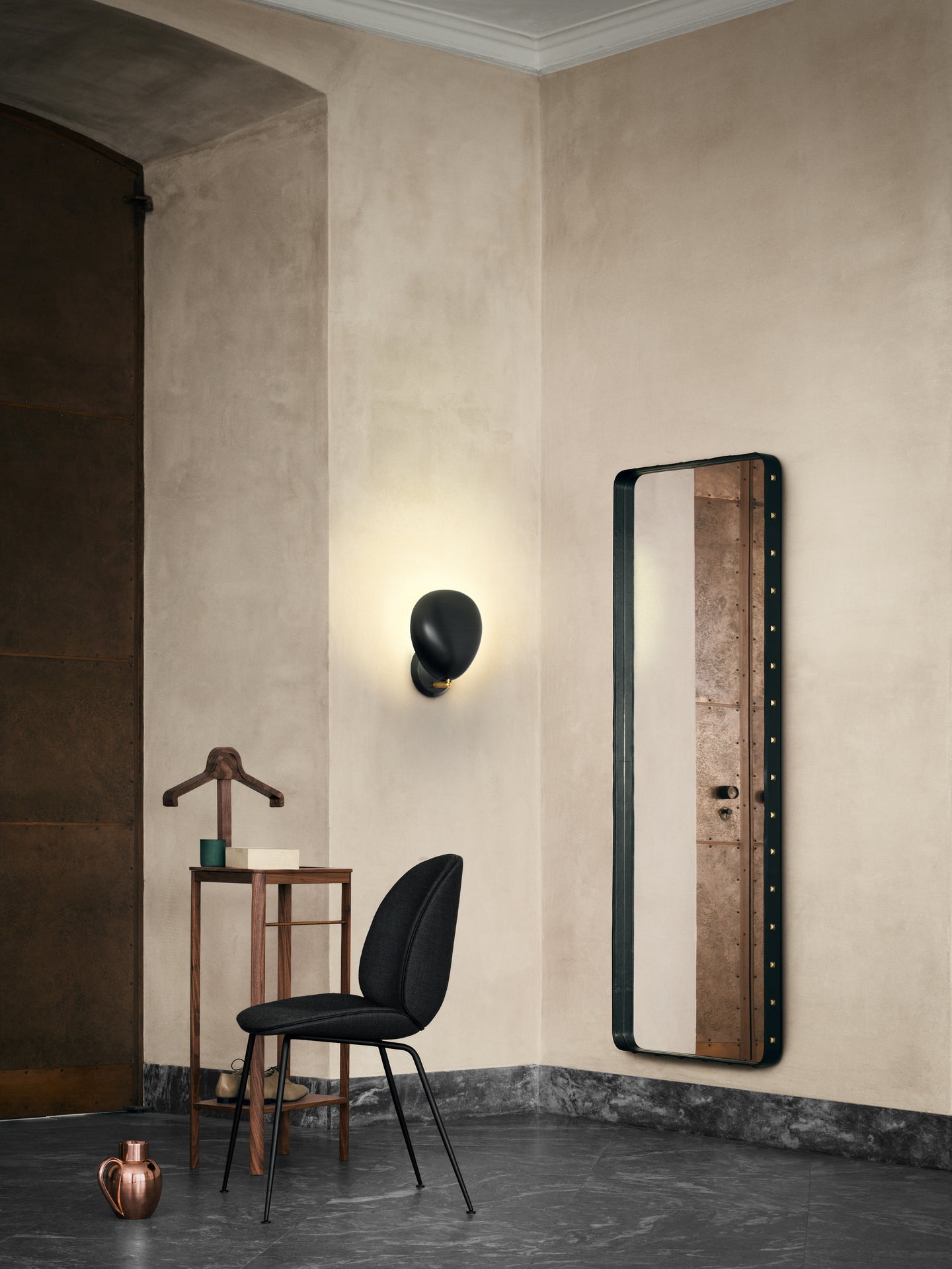 White COBRA Wall Lamp