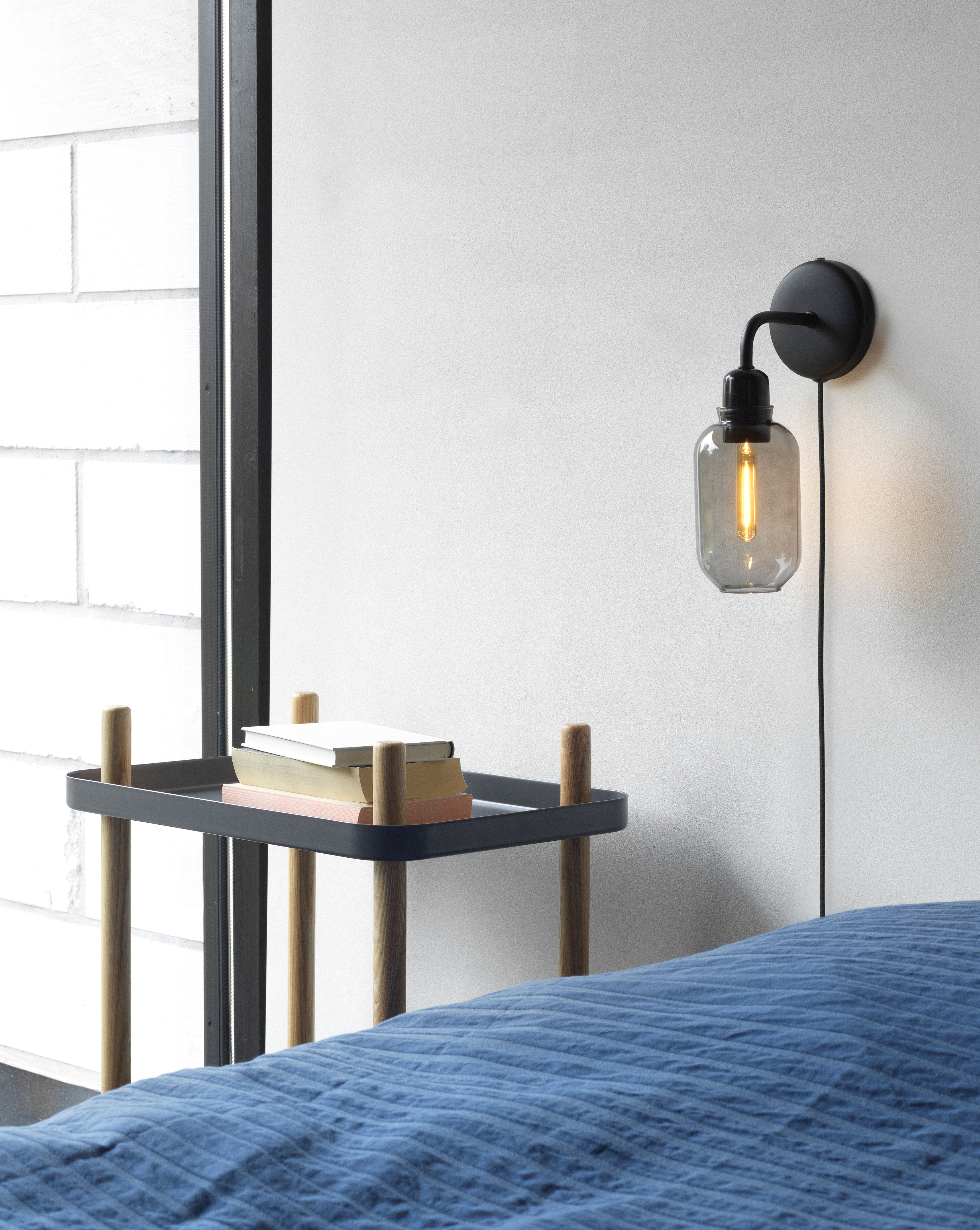 AMP Wandleuchte Rauchglas mit schwarzem Marmor