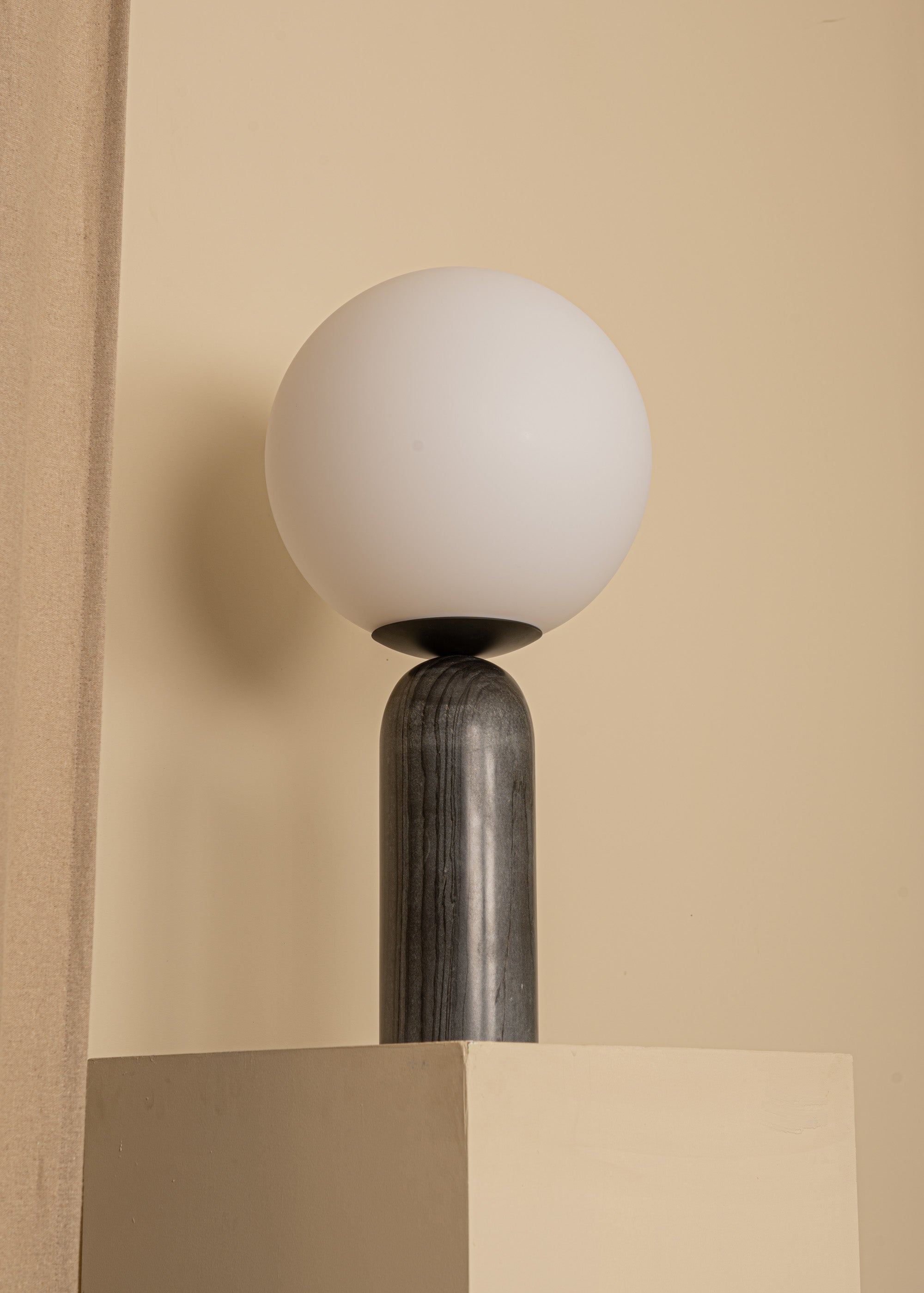 ATLAS Black Marble Table Lamp