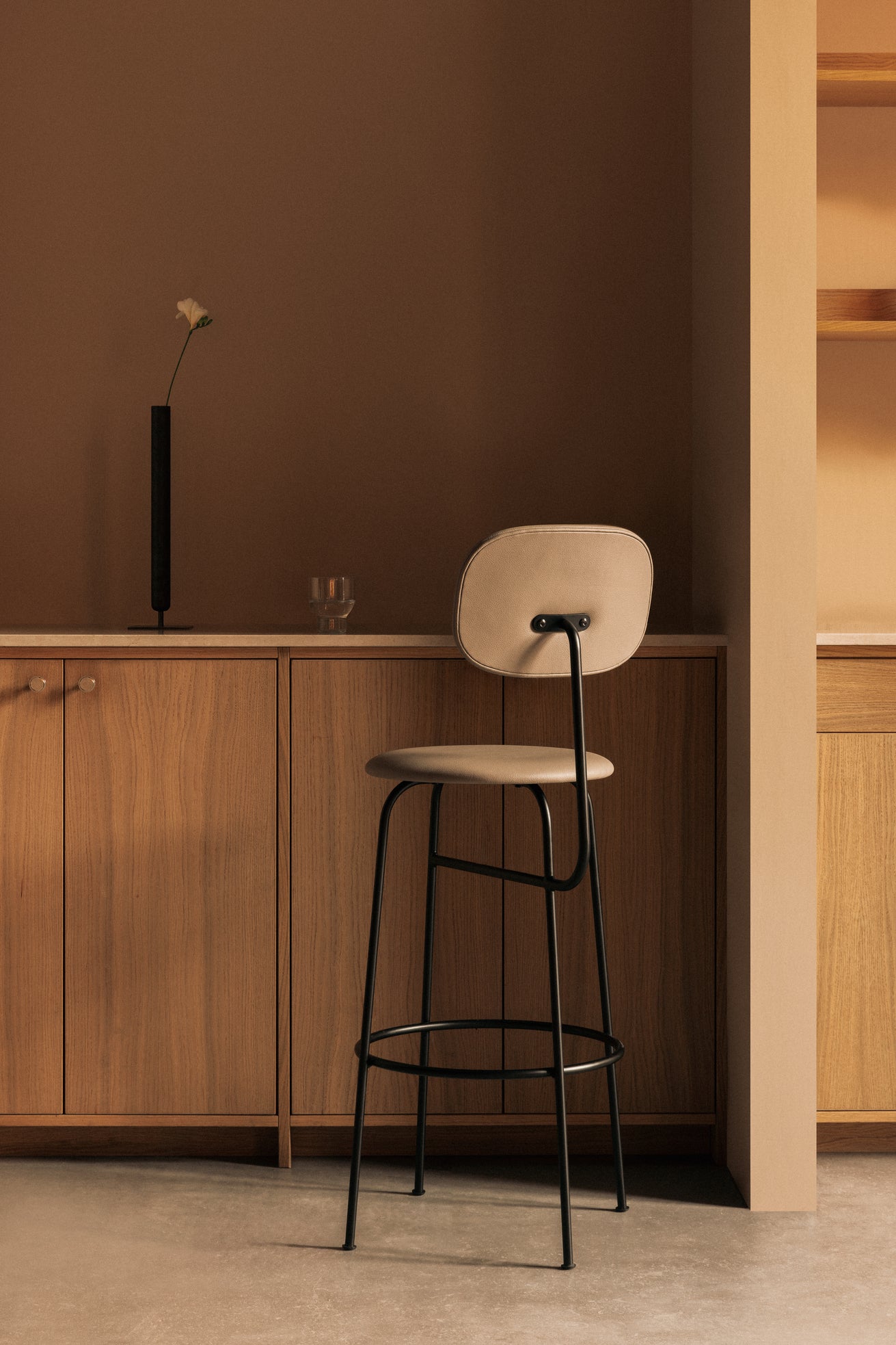 AFTEROOM PLUS upholstered stool black