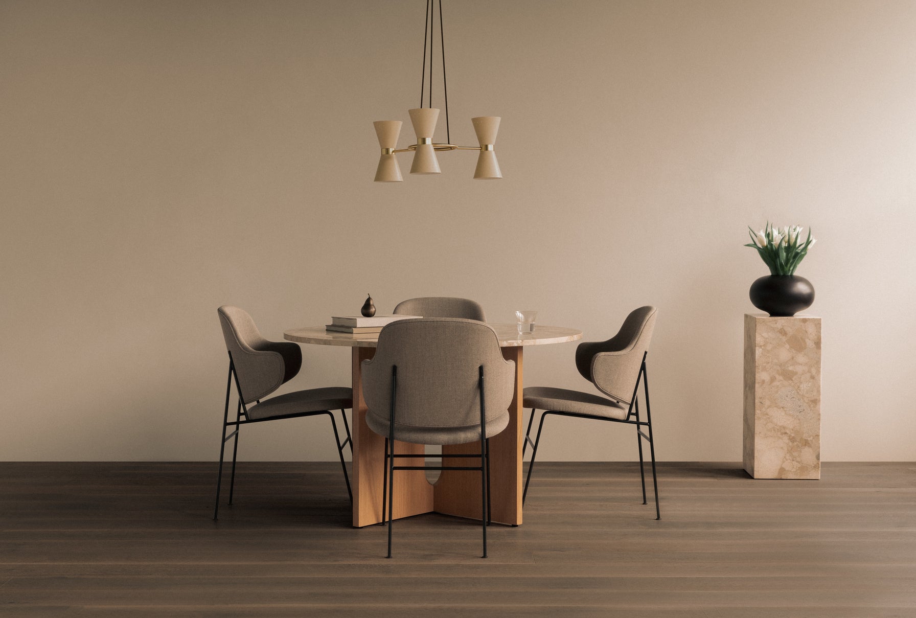 Round table ANDROGYNE gray marble with oak base