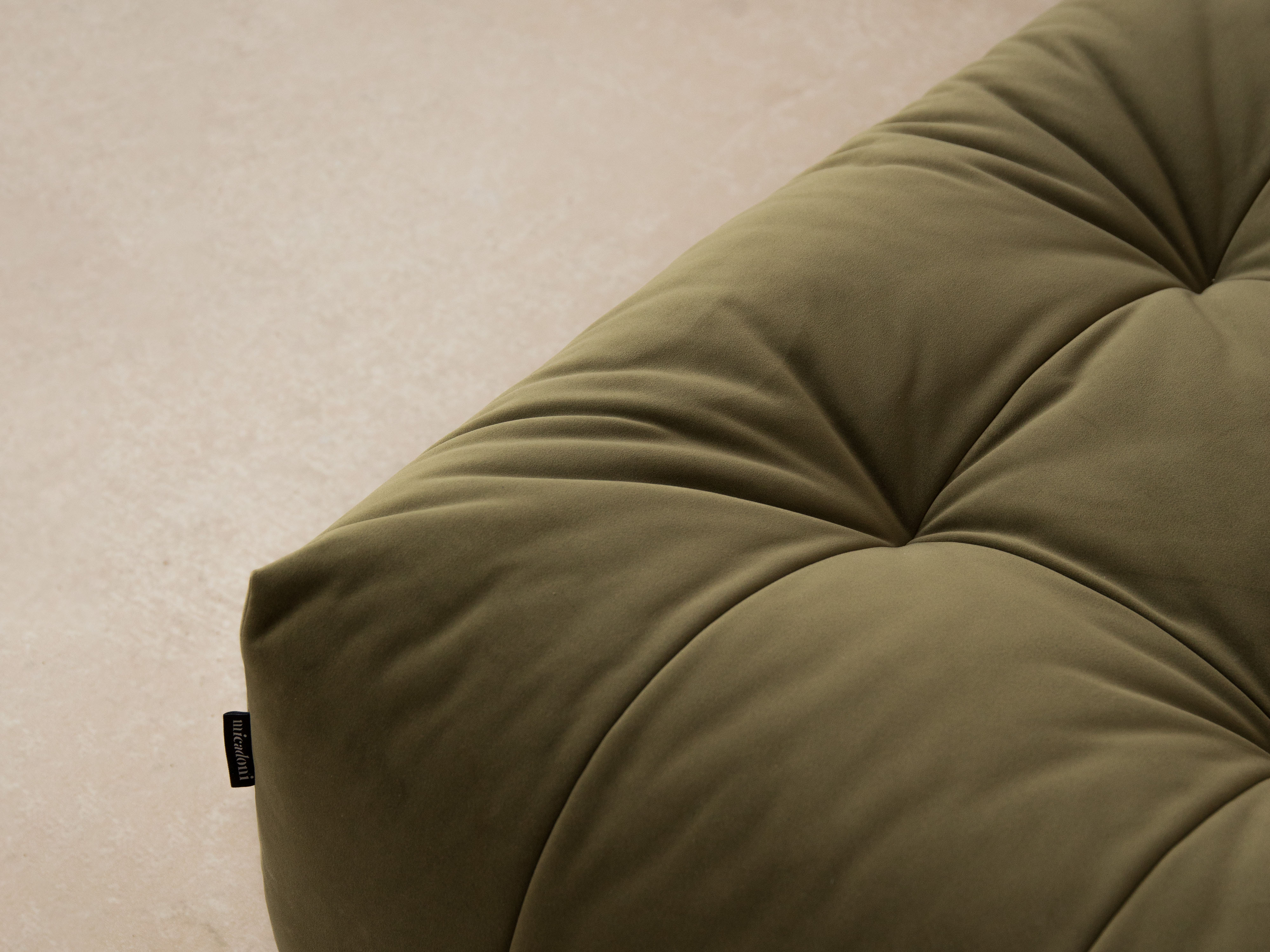 PIFU, "Bloom", 1 SEAT, RED, 110x101x42
Made in Europe