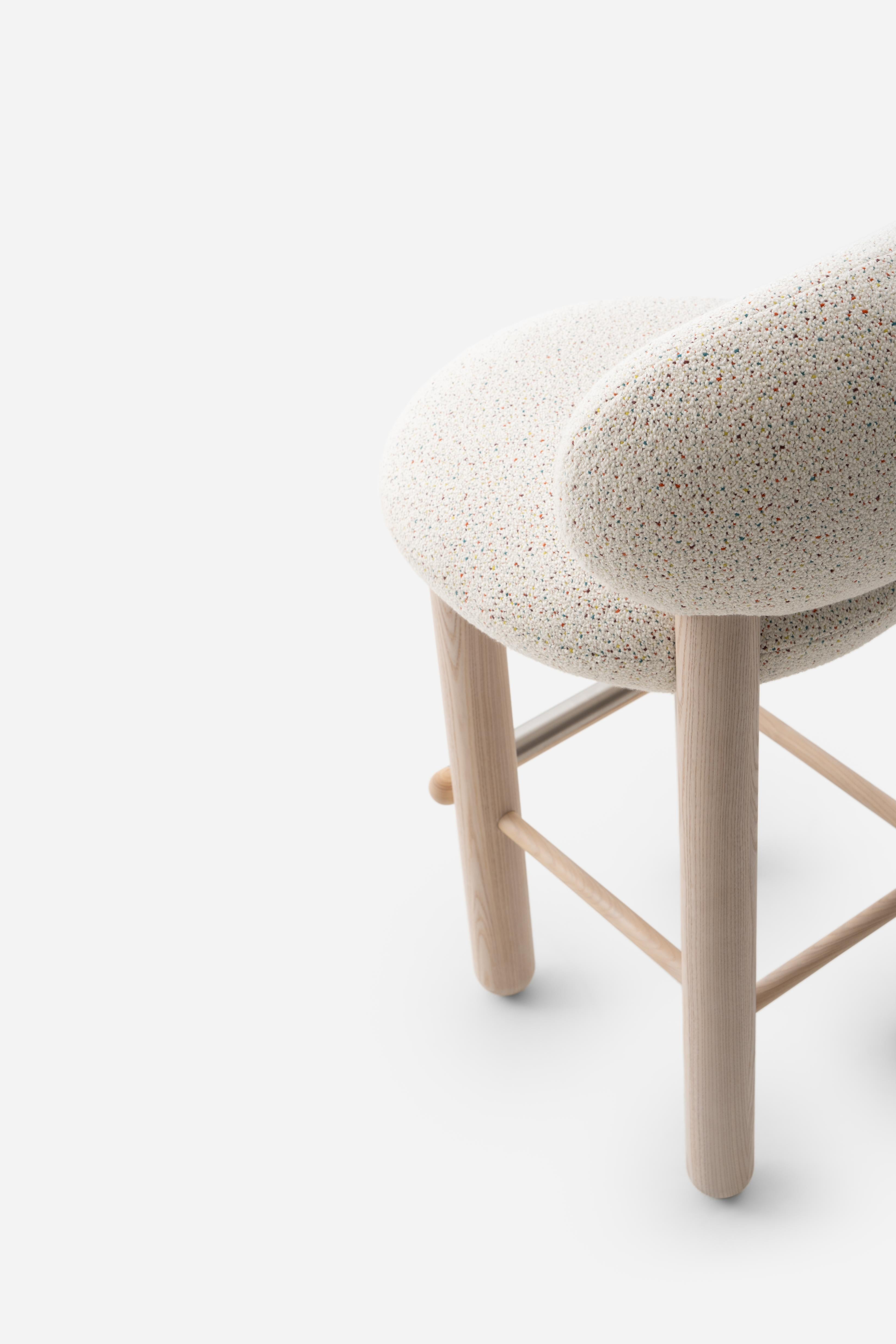 Barhocker FLOCK CS2 gepolstert mit Holzgestell