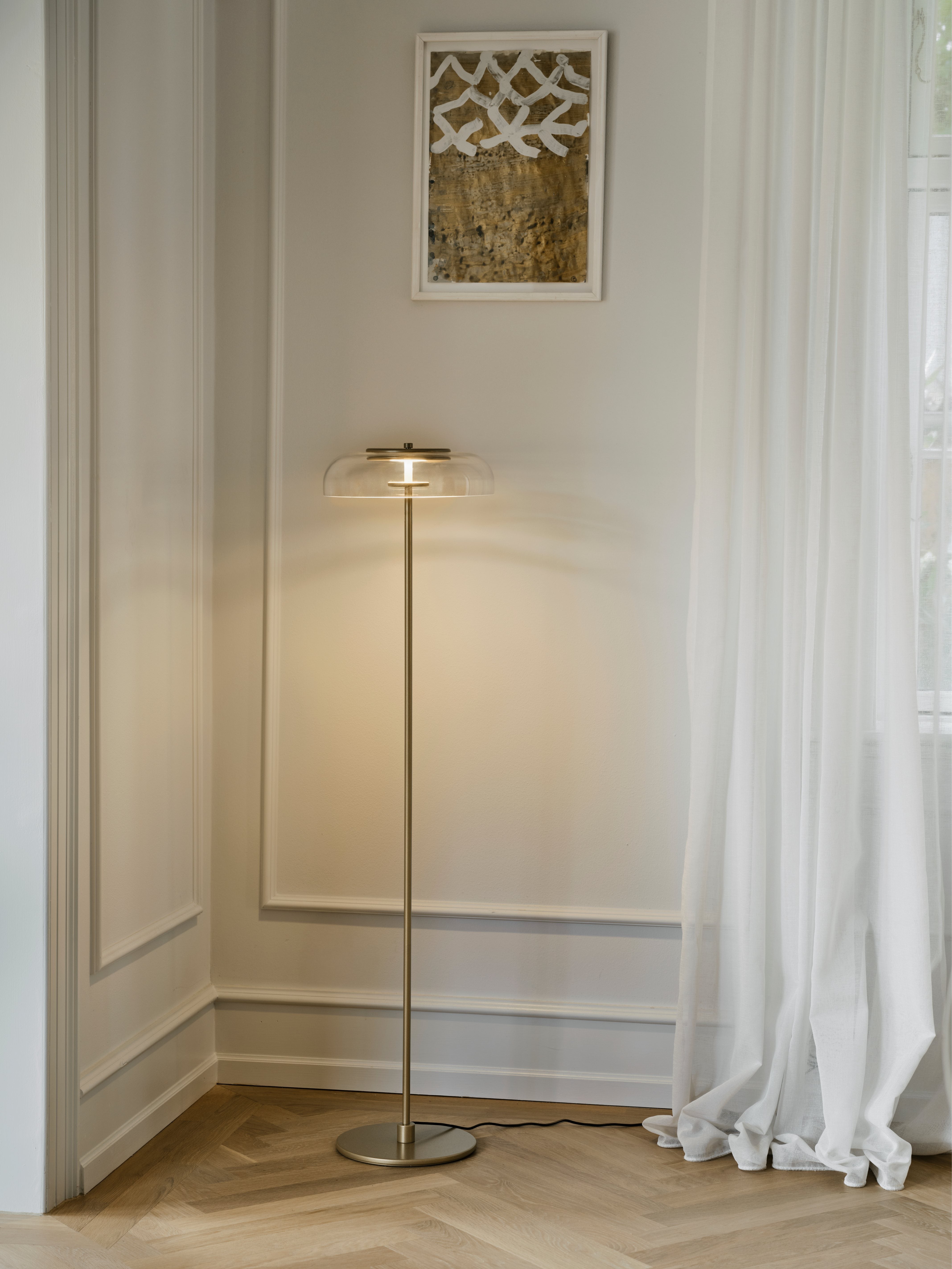 BLOSSI Floor Lamp in Gold with Transparent Glass