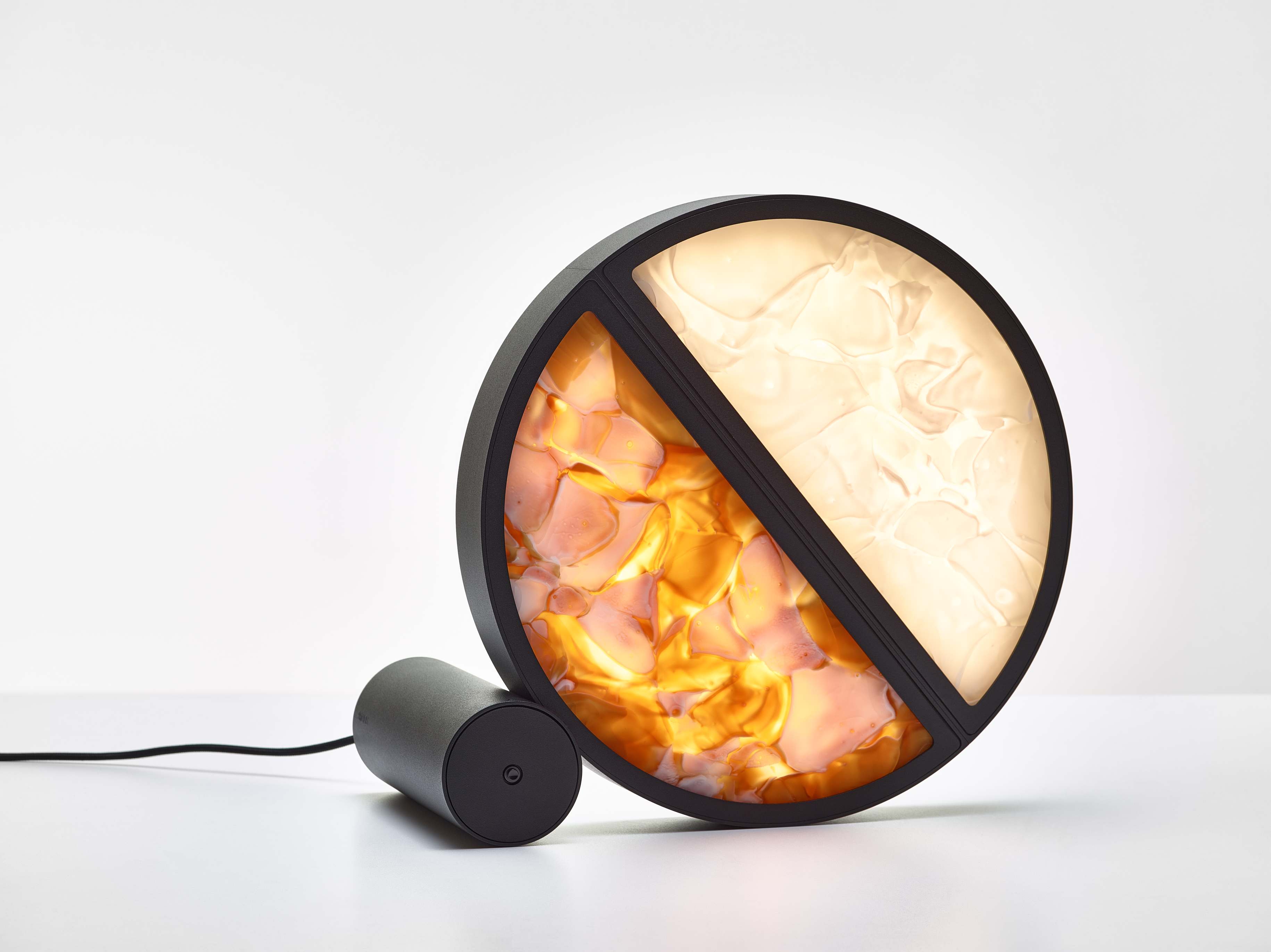 Geometric table lamp BokisGlass shiny glass