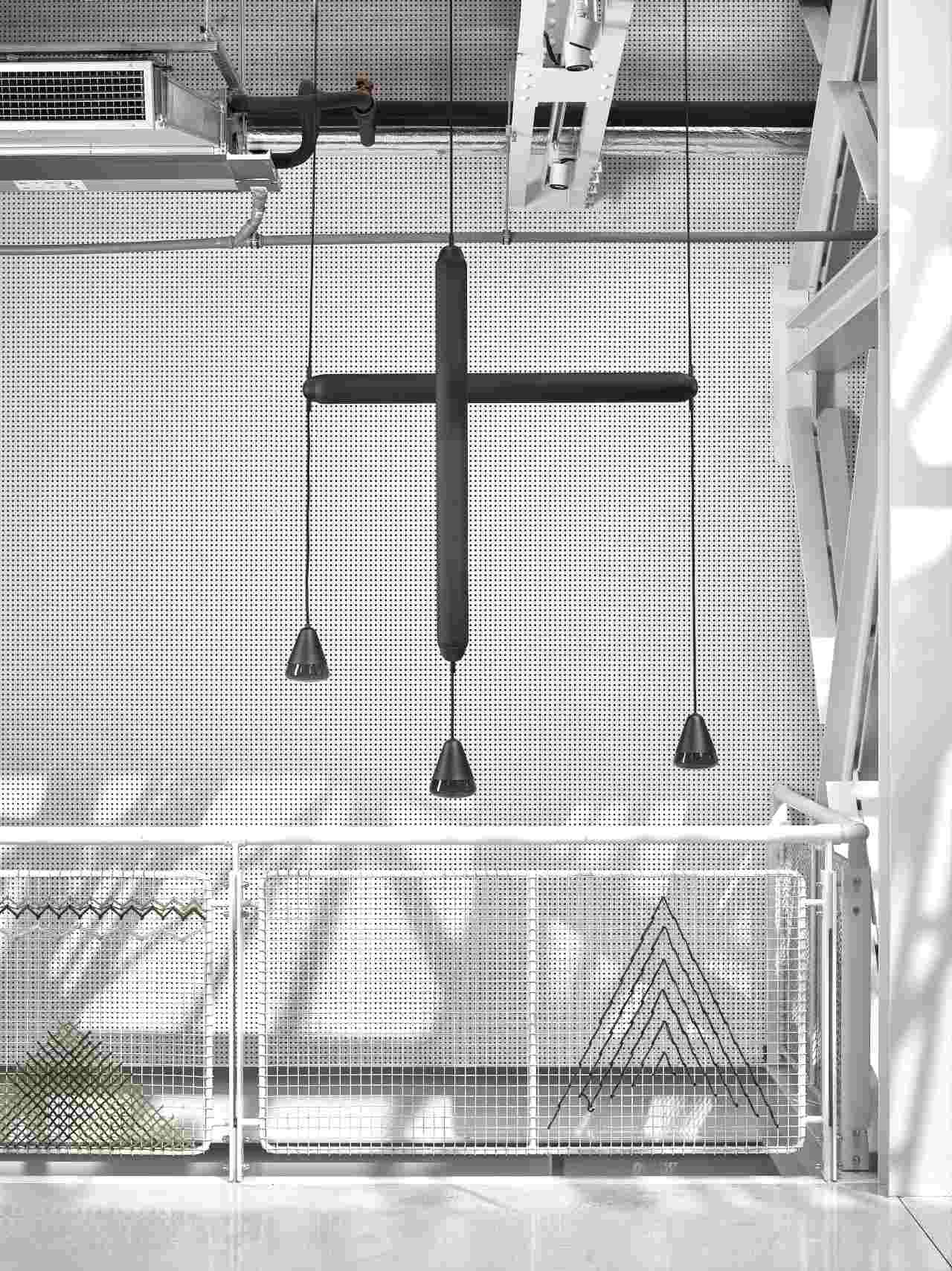 Puro Single hanging lamp - vertical matt glass