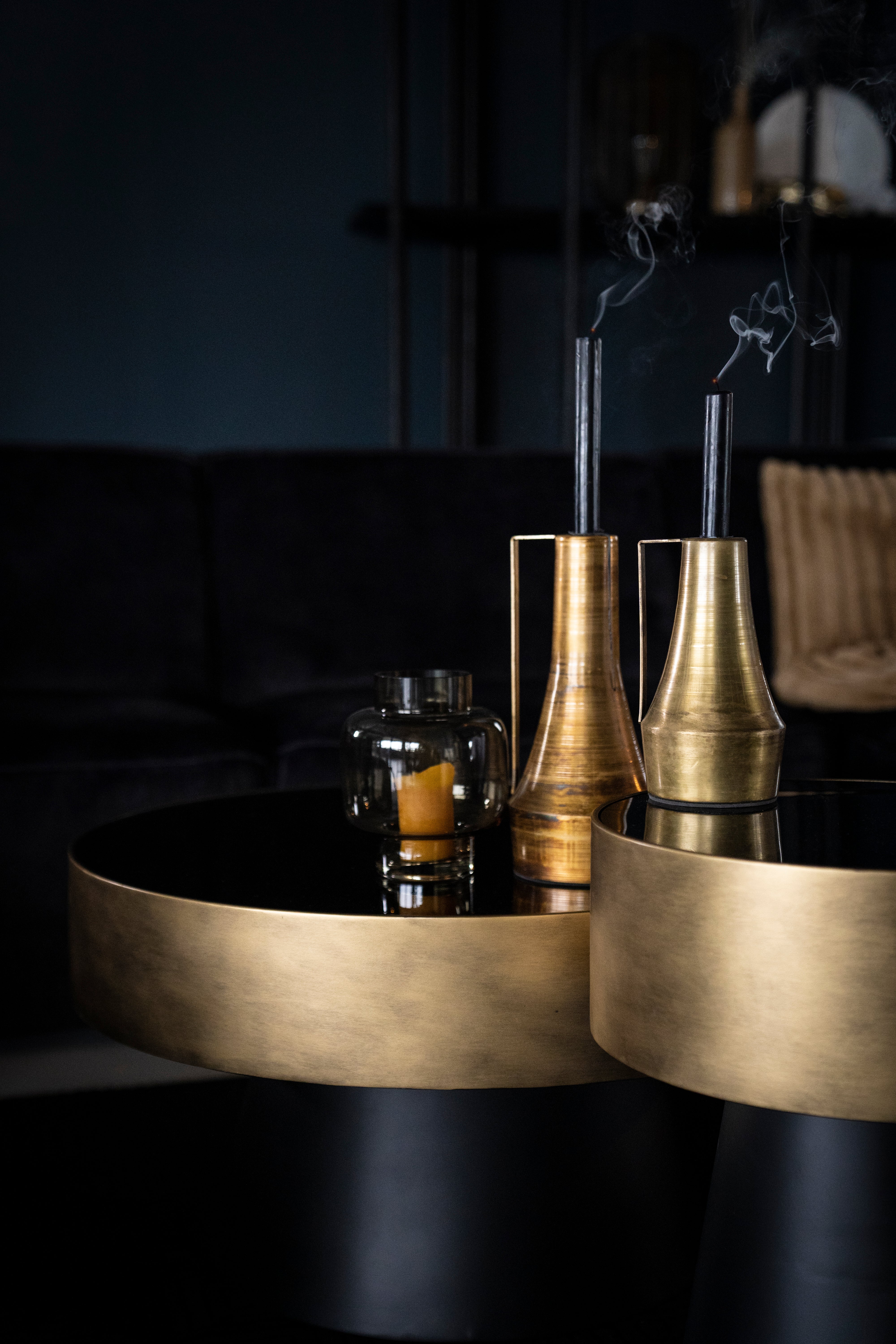 Kaffeetisch BUNGA gold mit schwarzem Gestell