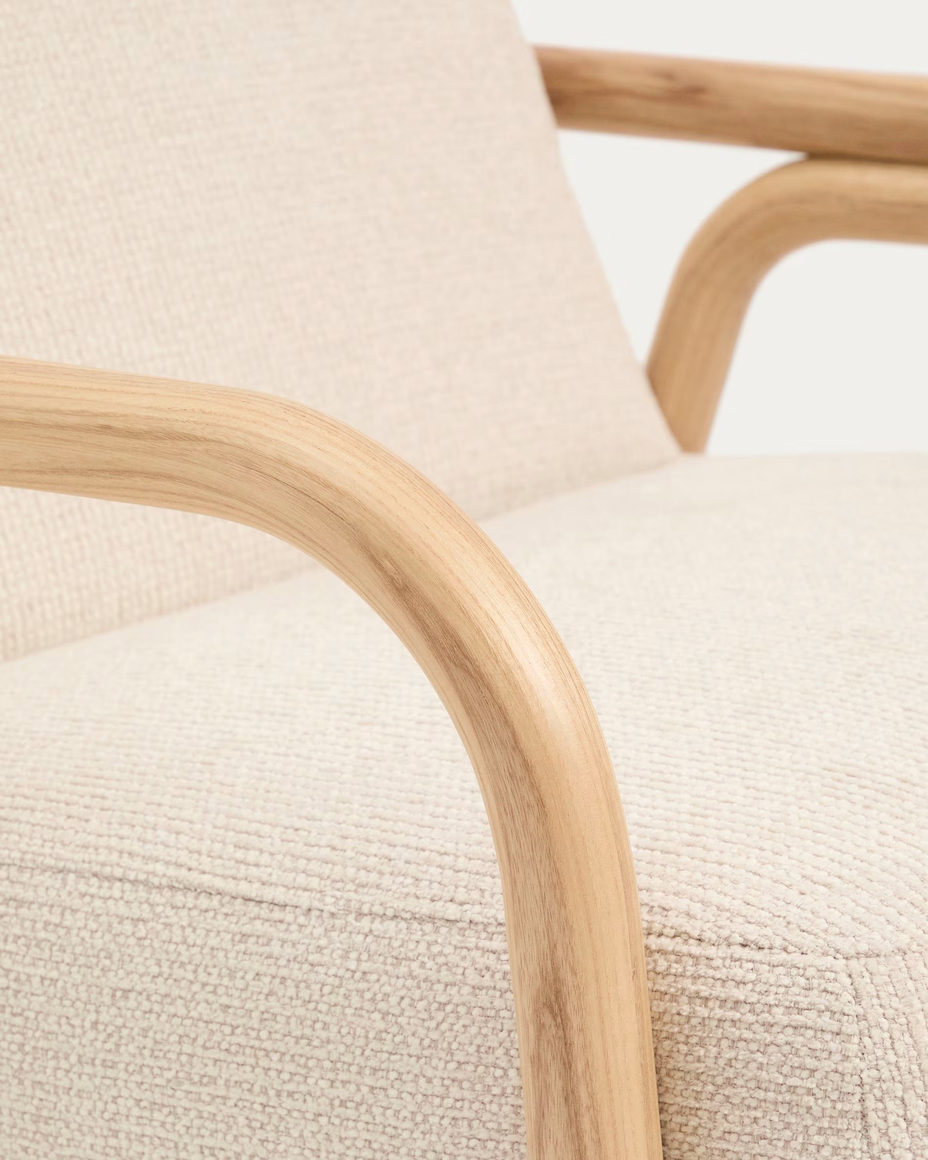 Beige SYLO armchair with ash base