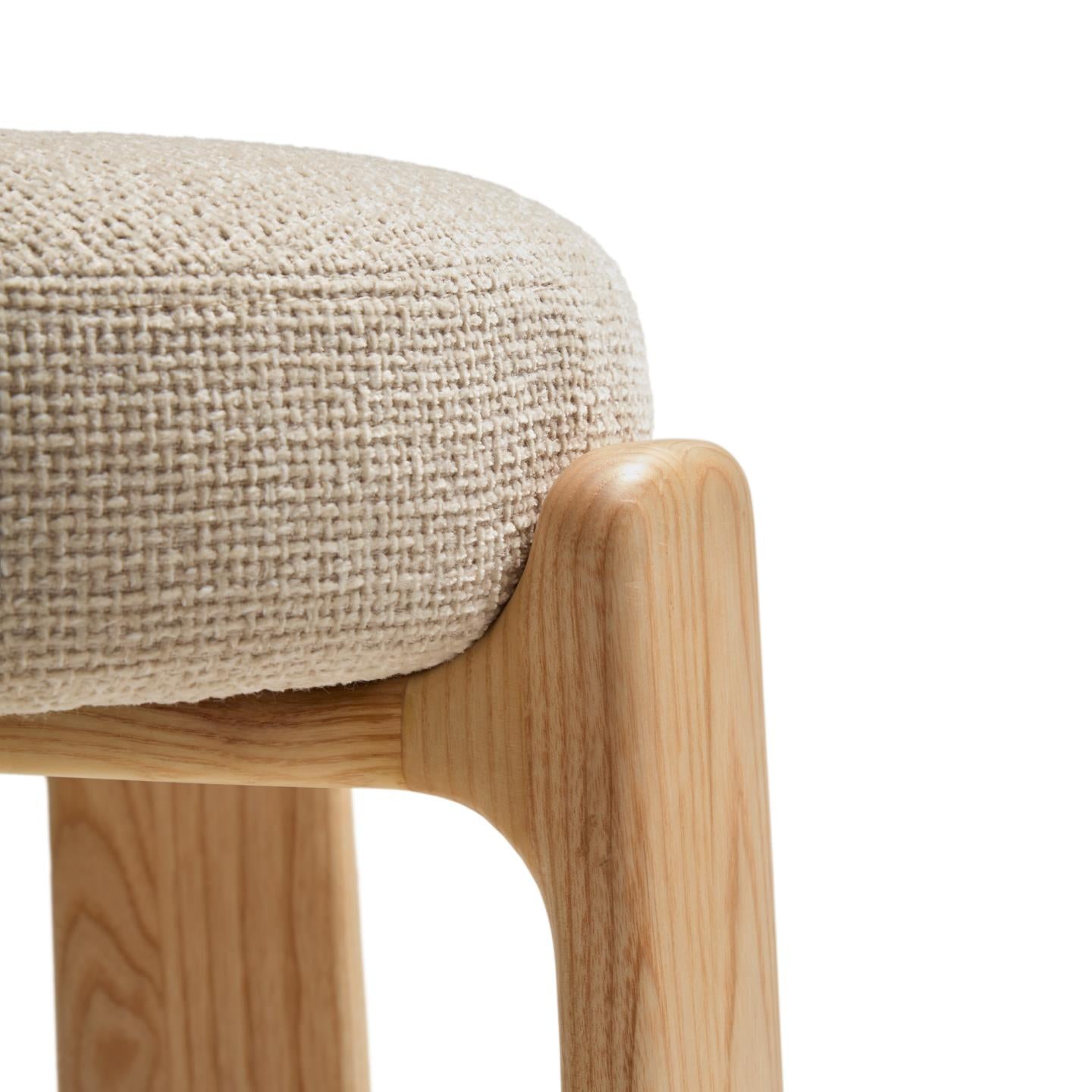 Barhocker GRANITE beige Chenille mit Eschenbasis