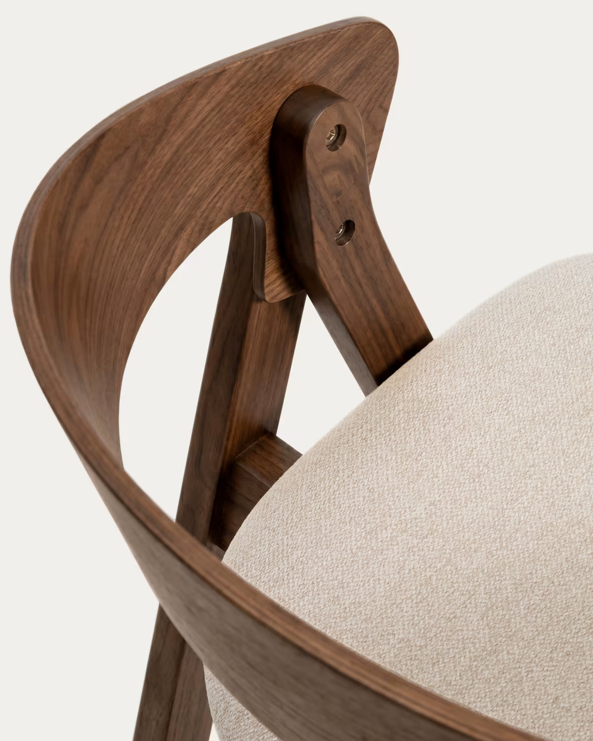 Barhocker GODIA in beigem Chenille mit dunkler furnierter Eichenbasis