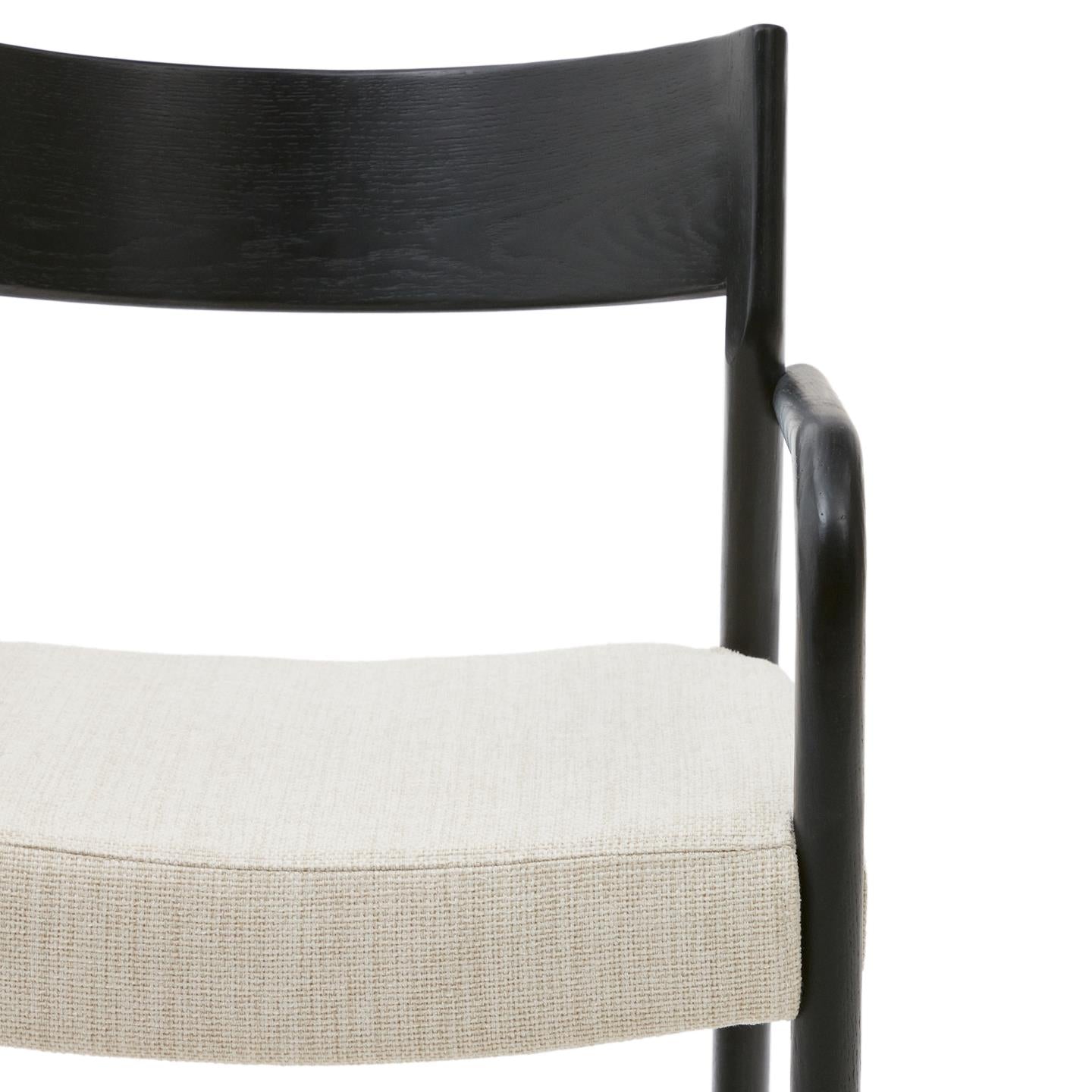 FALCONERA Stuhl beige Chenille mit schwarzer Eichenbasis