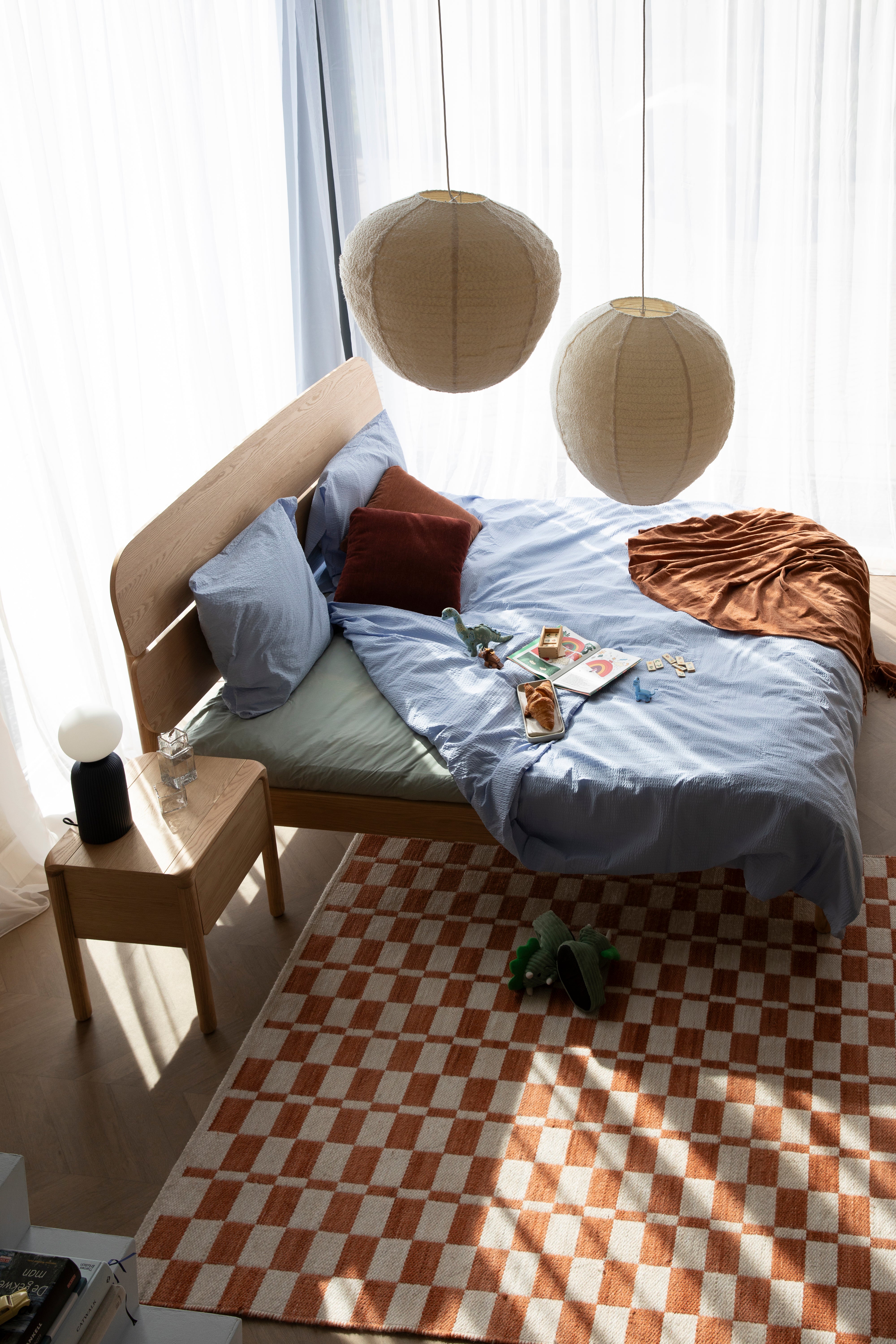 Hängelampe COCOON in cremefarbener Bouclé-Optik
