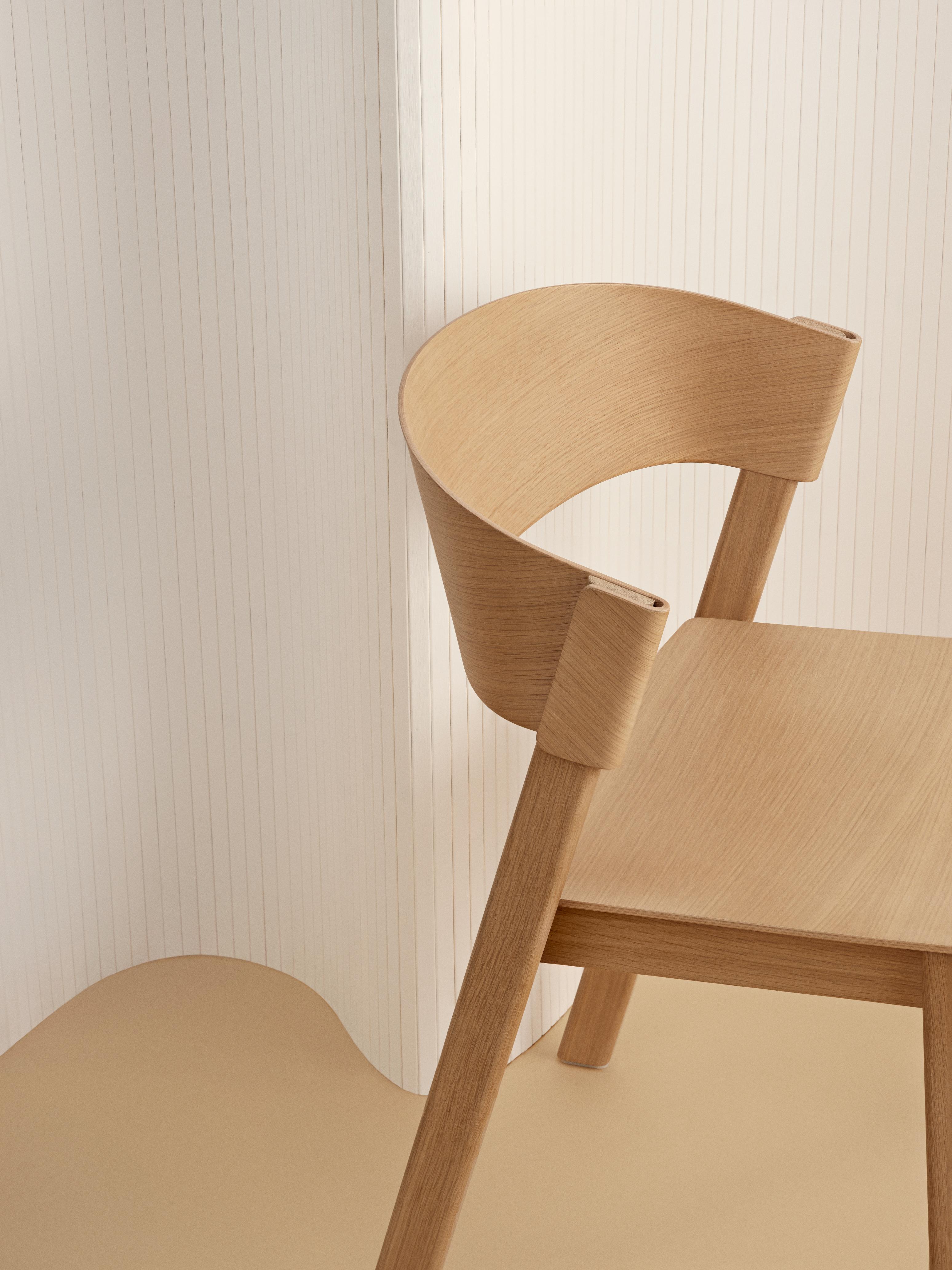 COVER Chair Oak Veneer