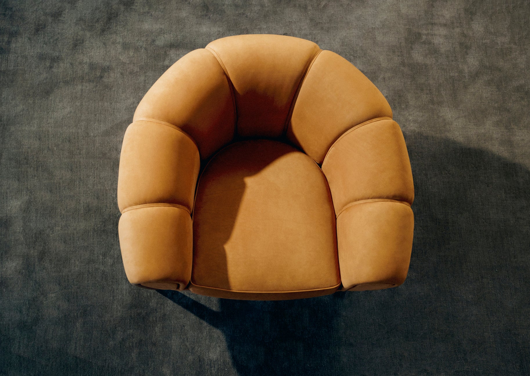 CROISSANT upholstered armchair with an oak base