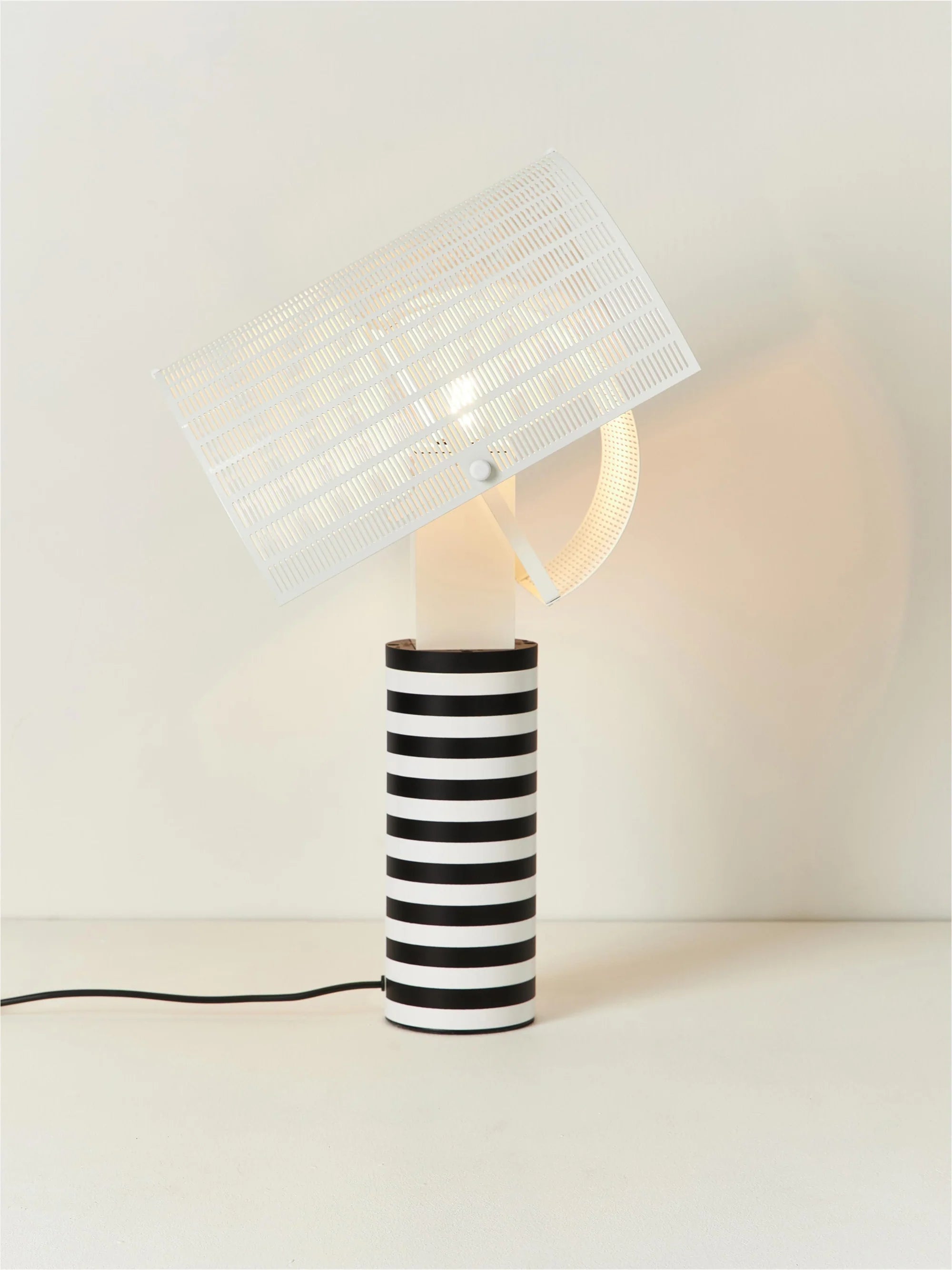 SHOGUN White Table Lamp with Black