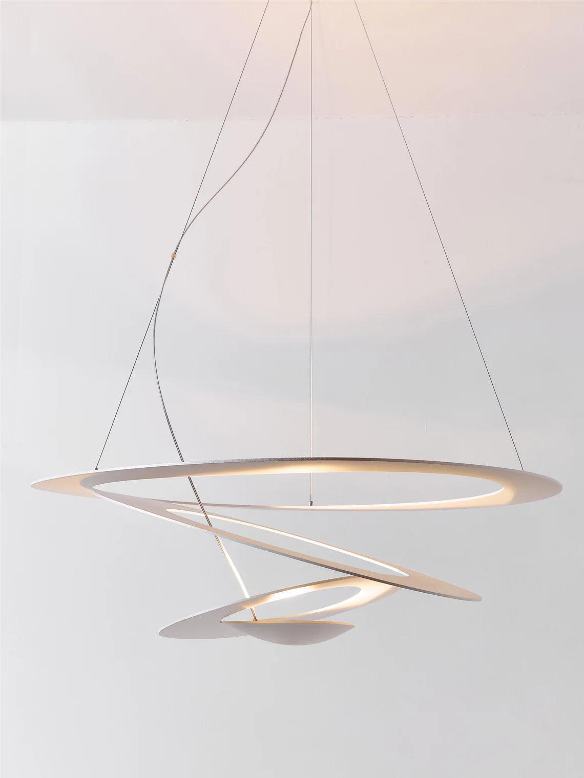 PIRCE White Pendant Lamp