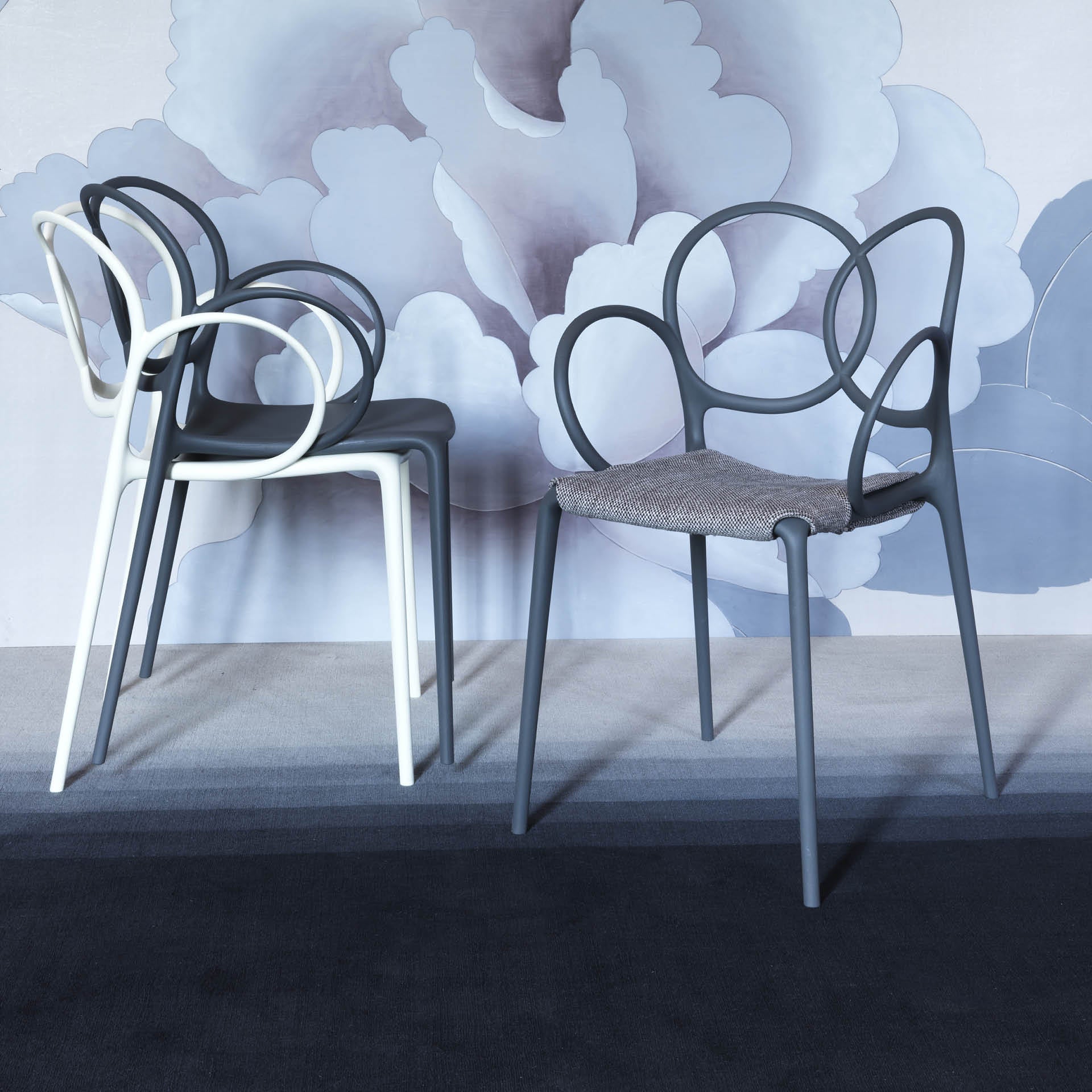 Chair with SISSI White armrests