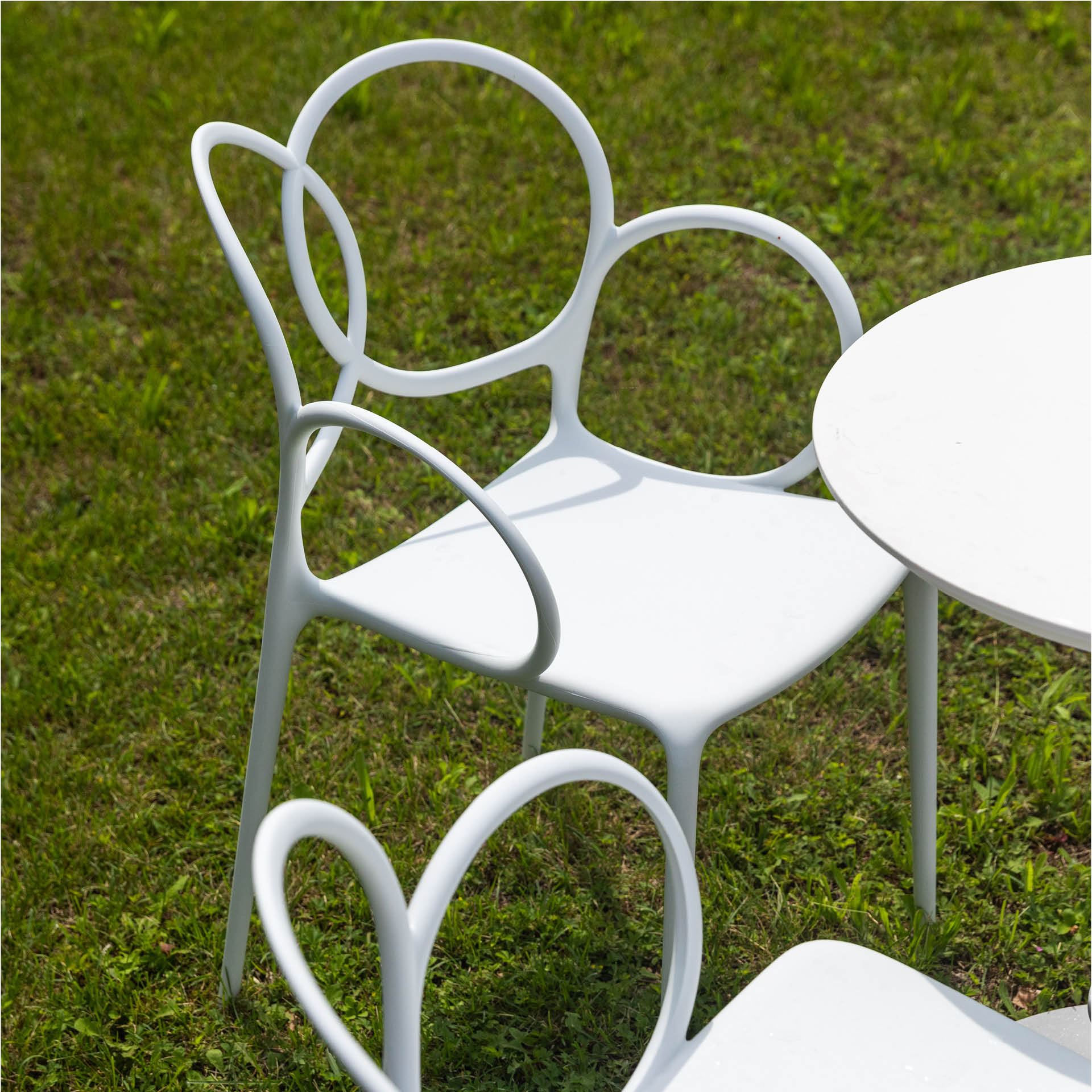 Chair with SISSI White armrests
