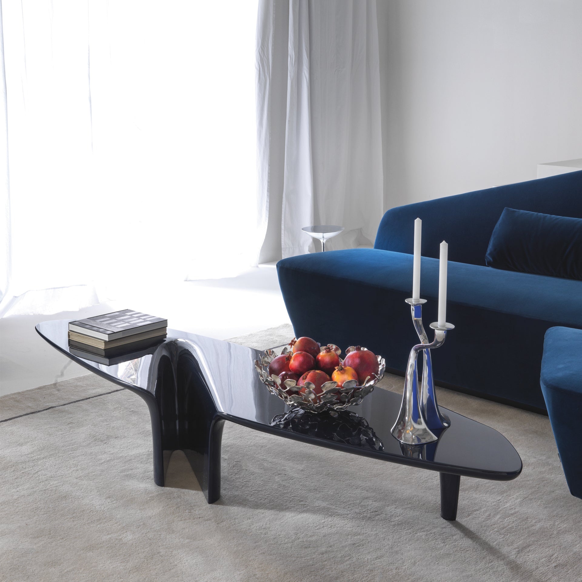 Wasserfall blauer Couchtisch