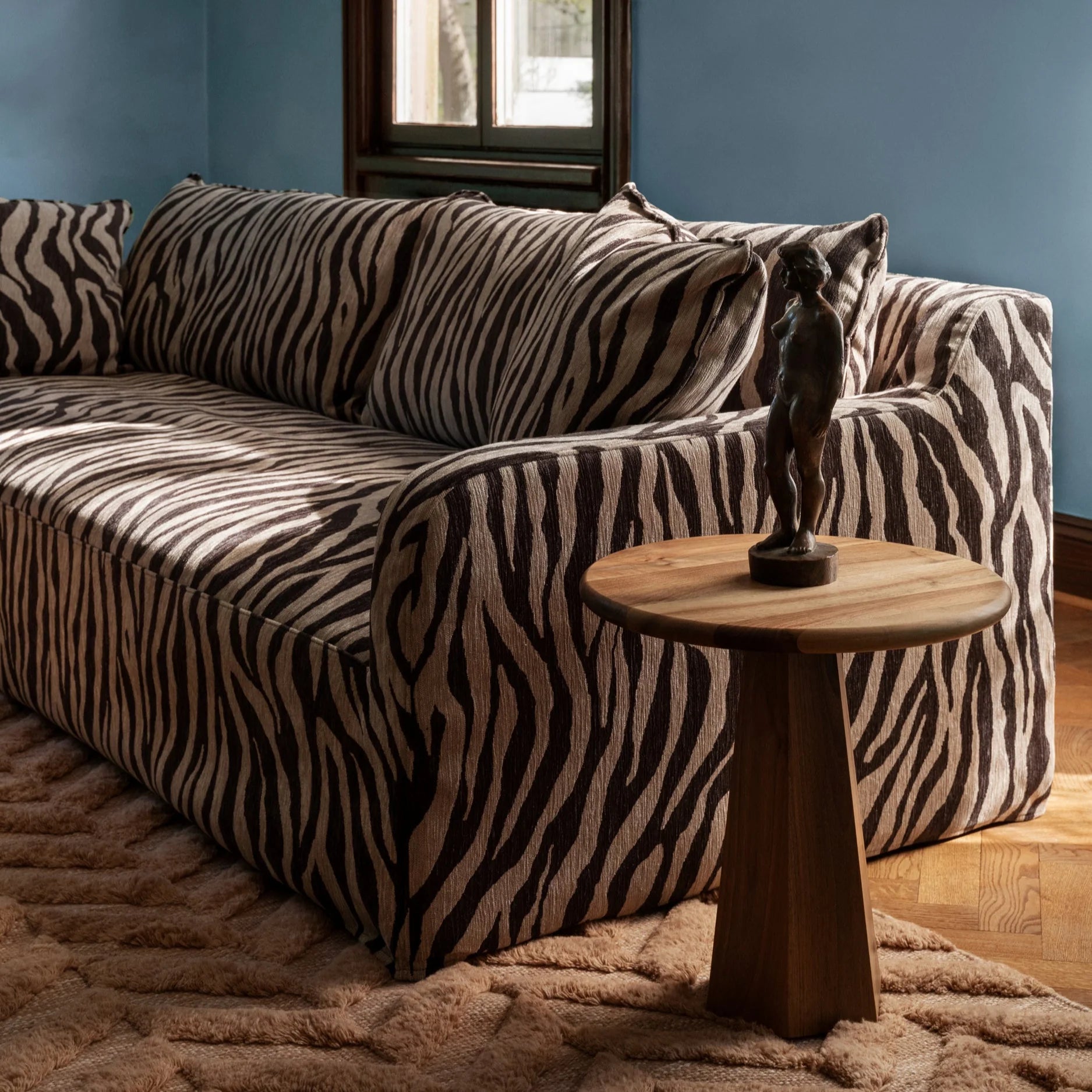 HERRINGBONE brown rug