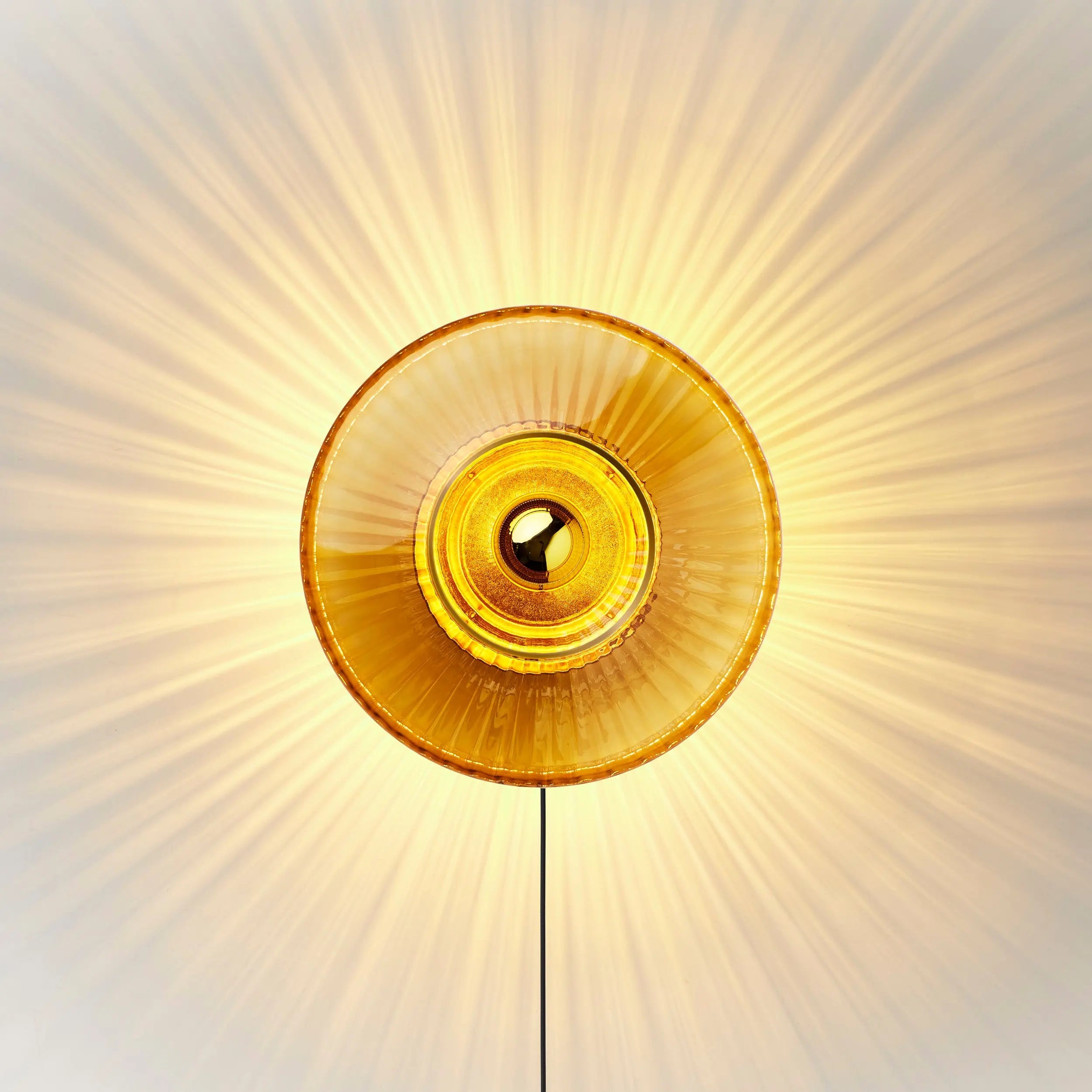 Kinkiet NEW WAVE OPTIC bursztynowy transparentny – Design By Us
