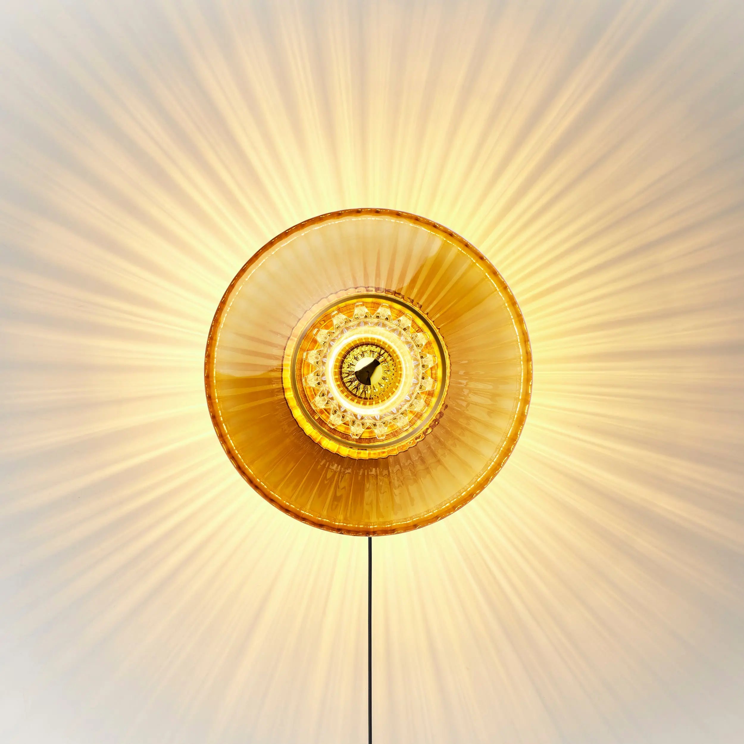 Kinkiet NEW WAVE OPTIC bursztynowy transparentny – Design By Us