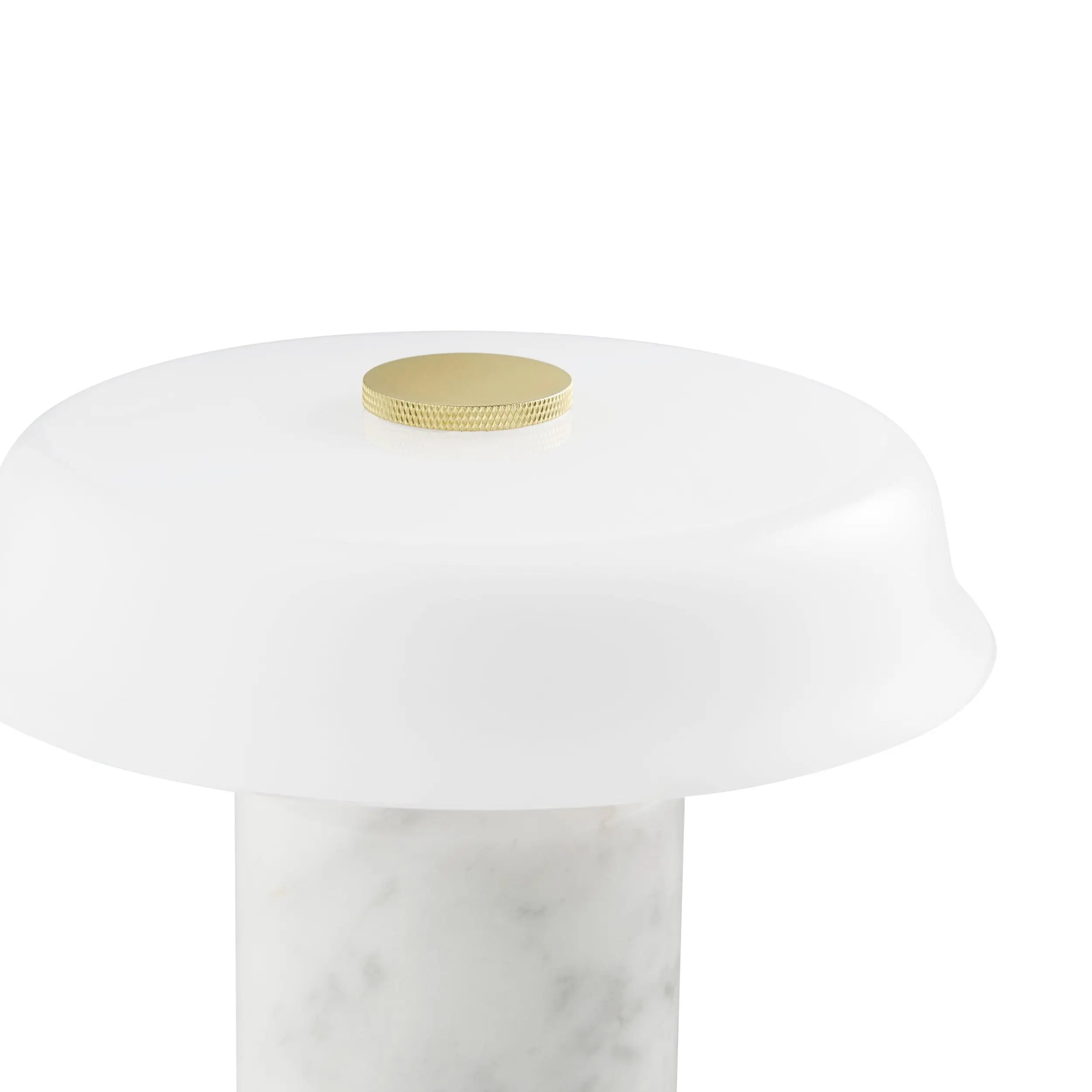 Lampa przenośna TRIP NO. 2 biały marmur z mlecznobiałym szkłem – Design By Us
