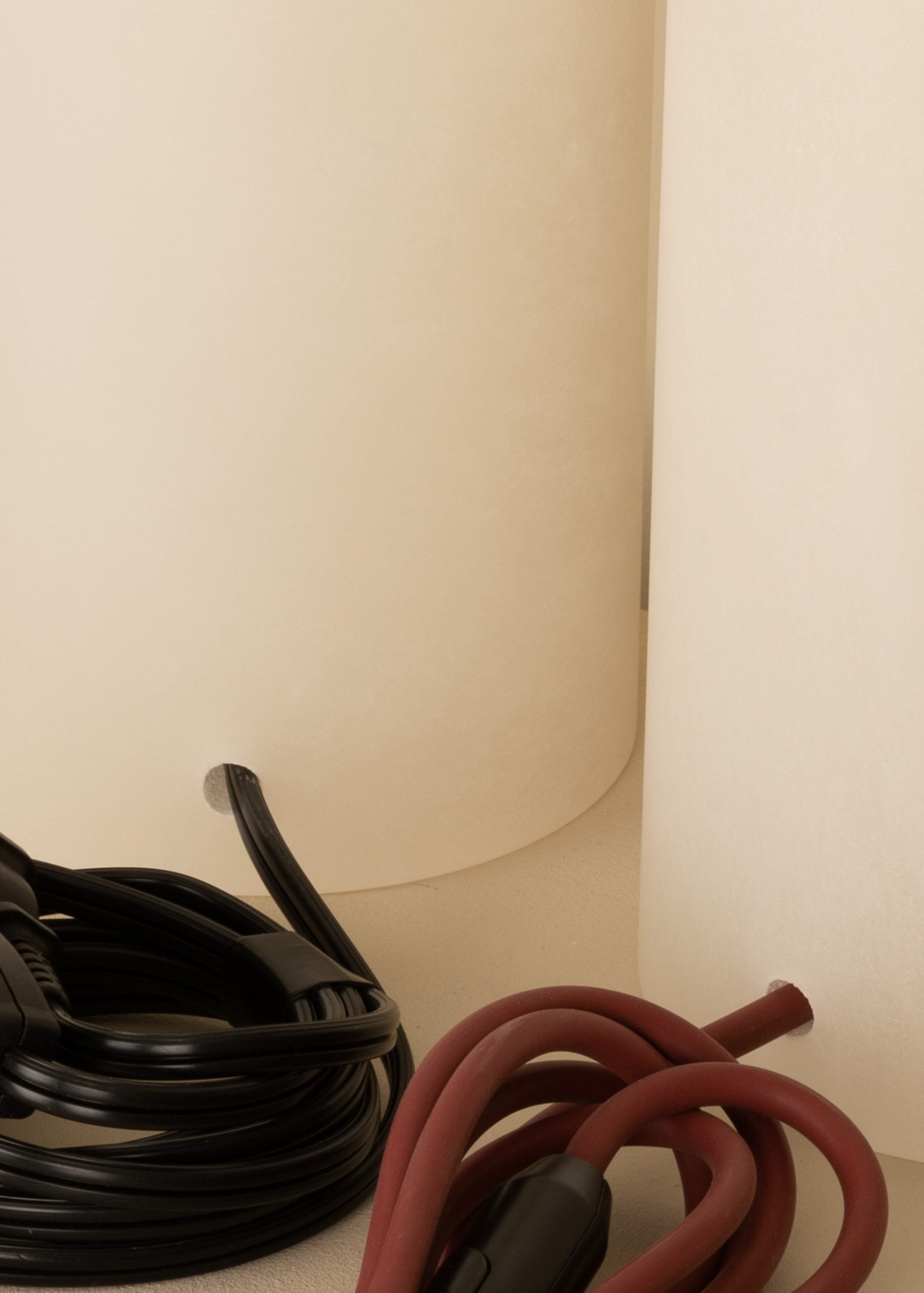 Tischlampe PEONA weißer Alabaster