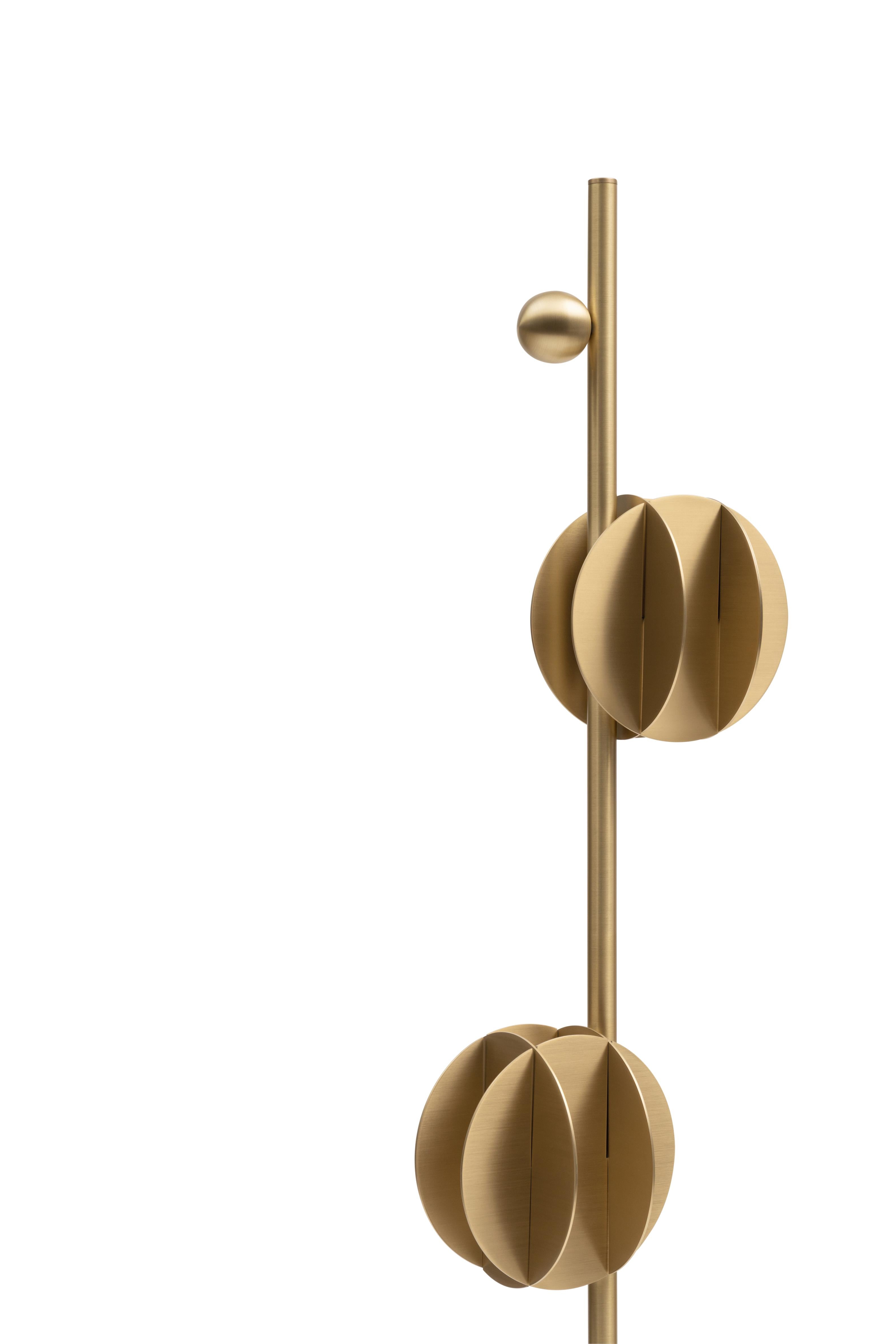 EL brass floor lamp