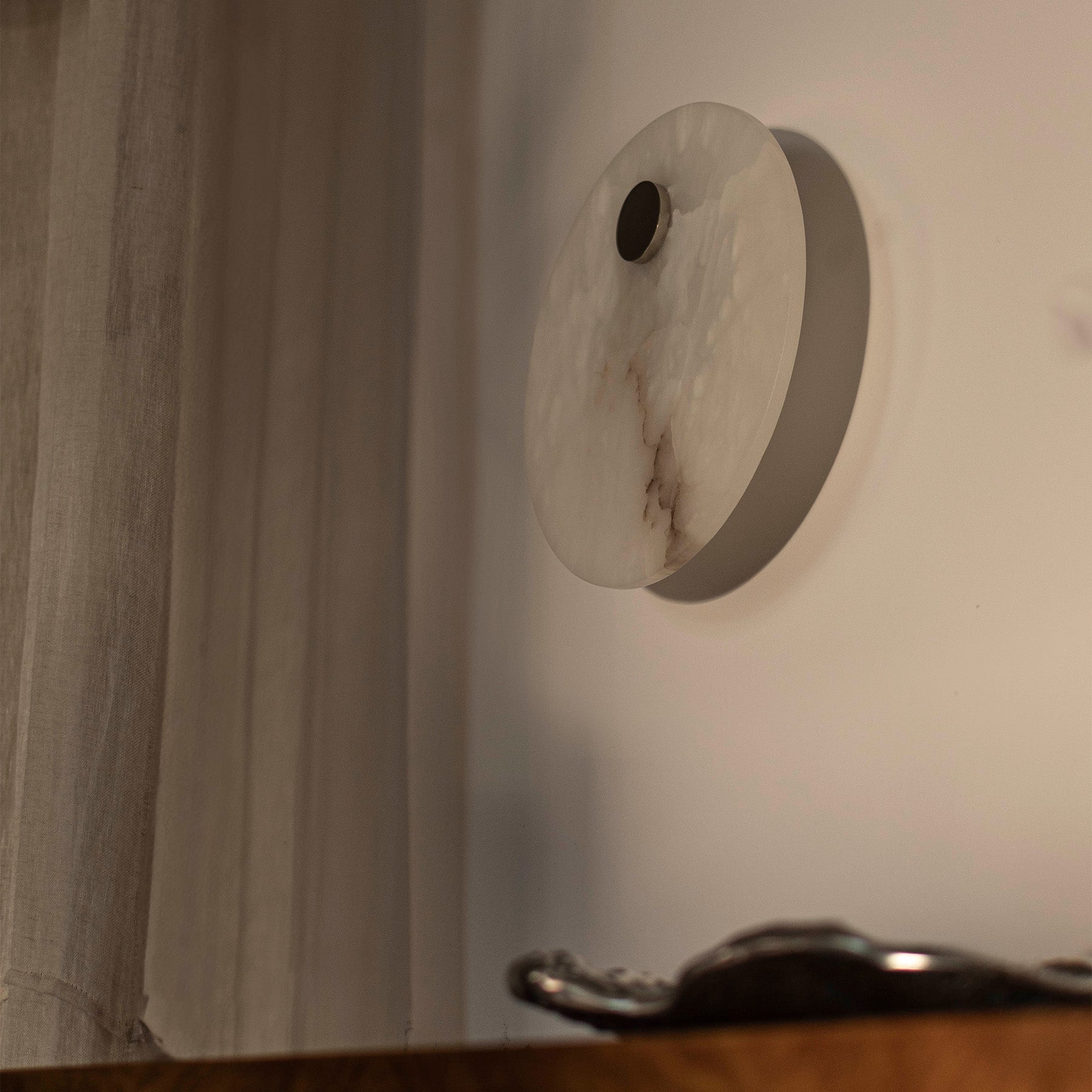 Alabaster Wall Lamp EOS Nickel