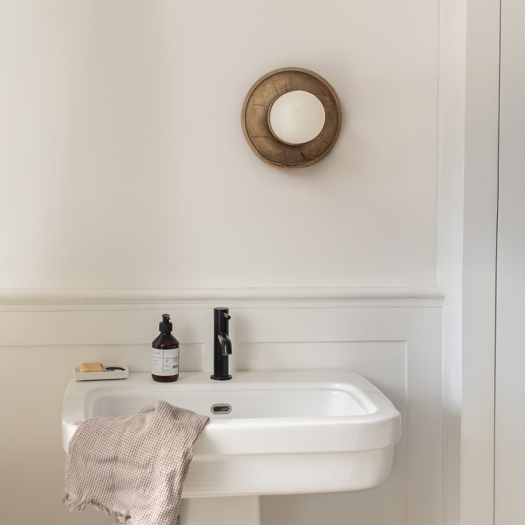 Alabaster Ceiling Light FULL MOON Brushed Brass