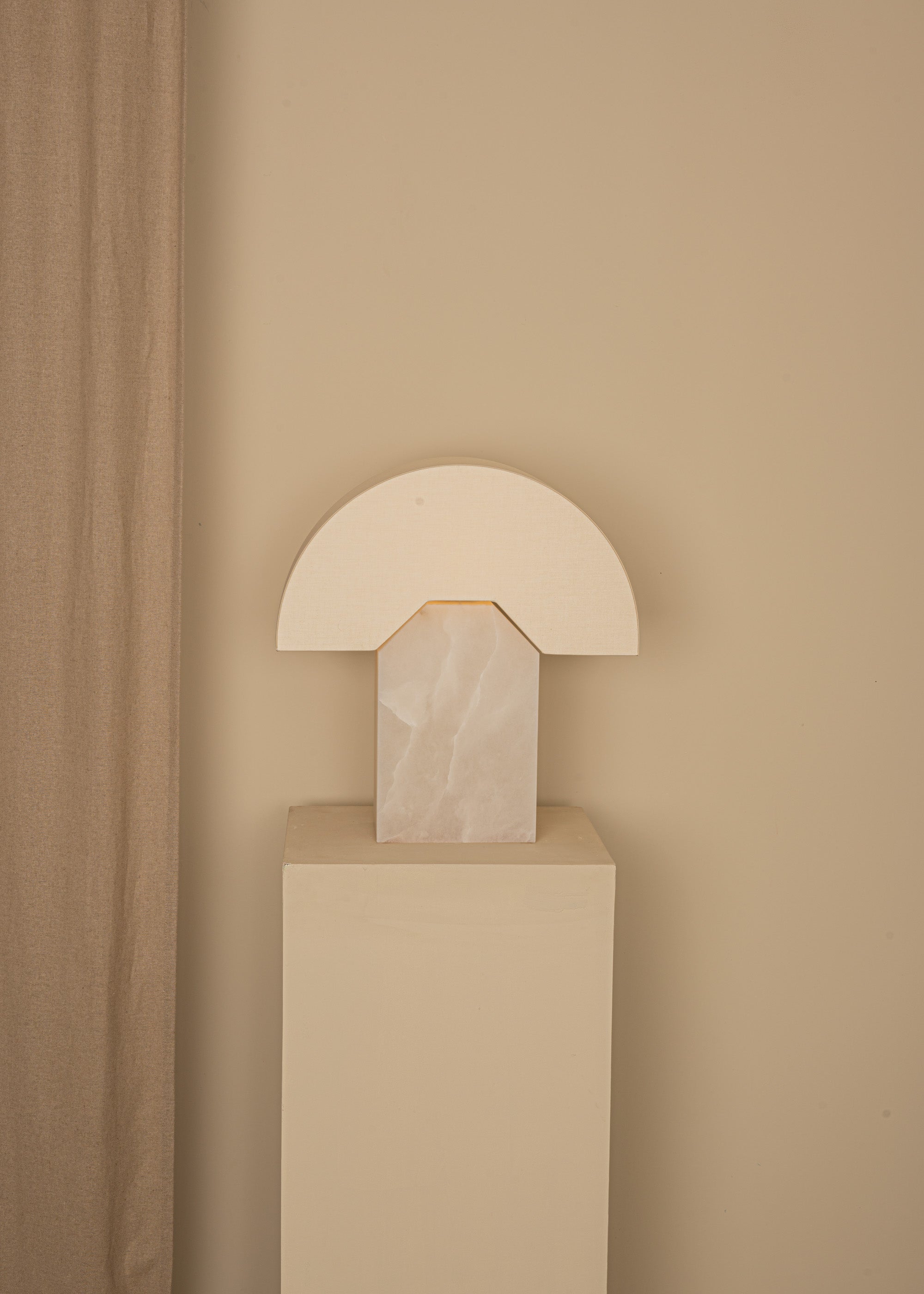 EDNA Table Lamp White Alabaster