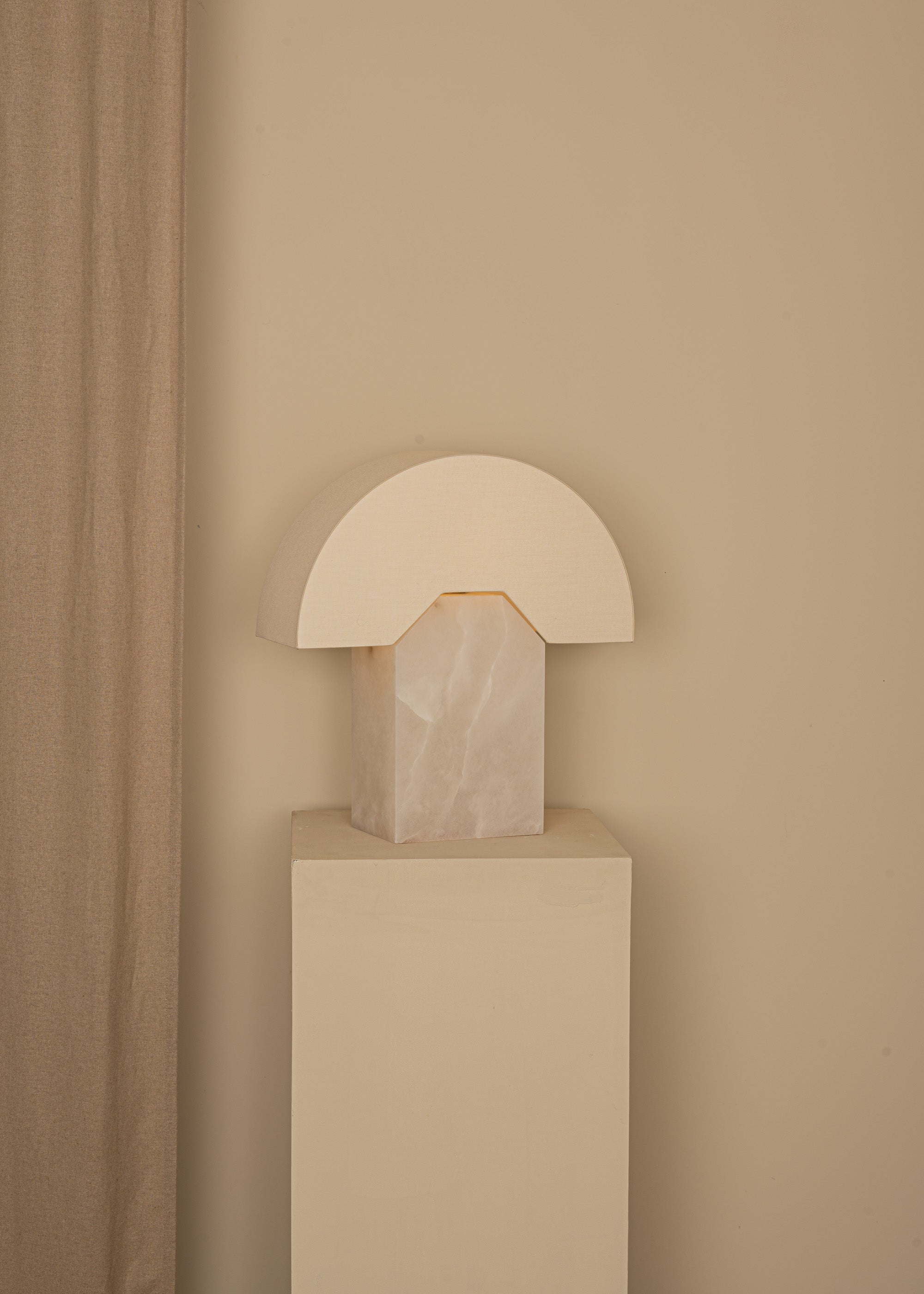EDNA Table Lamp White Alabaster