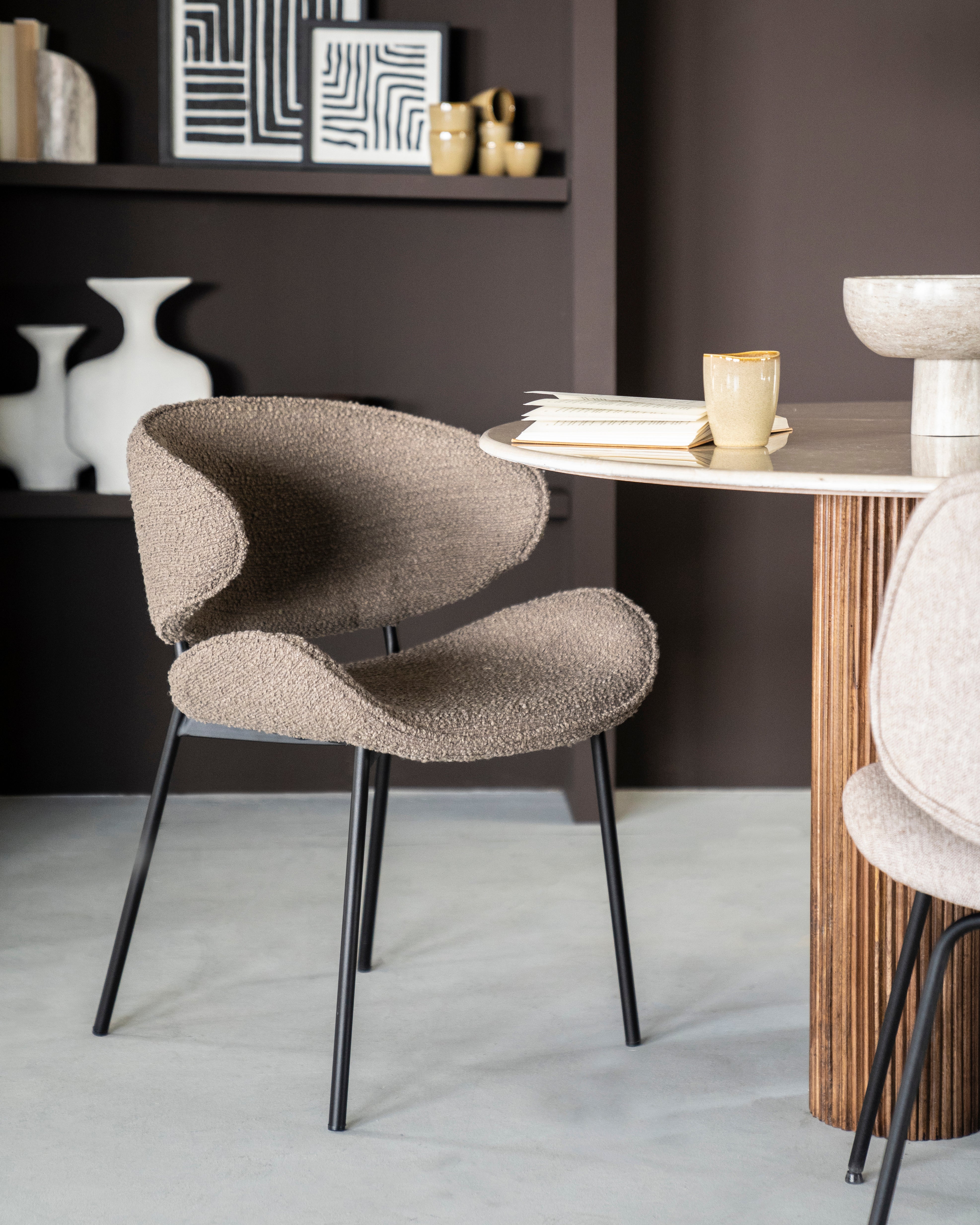 TESS Chair in Sand with Black Base