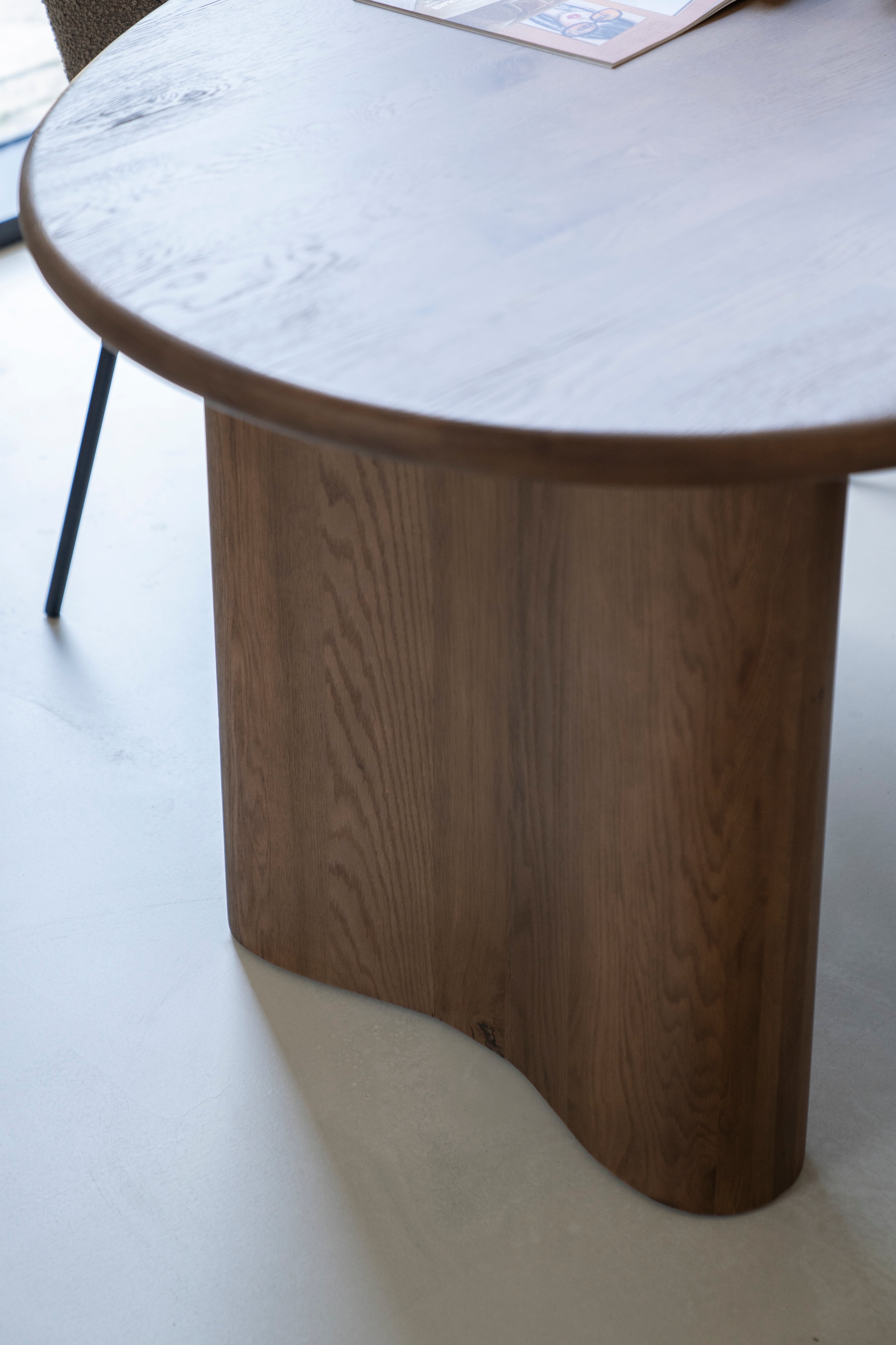 Oval table JOSH dark oak wood